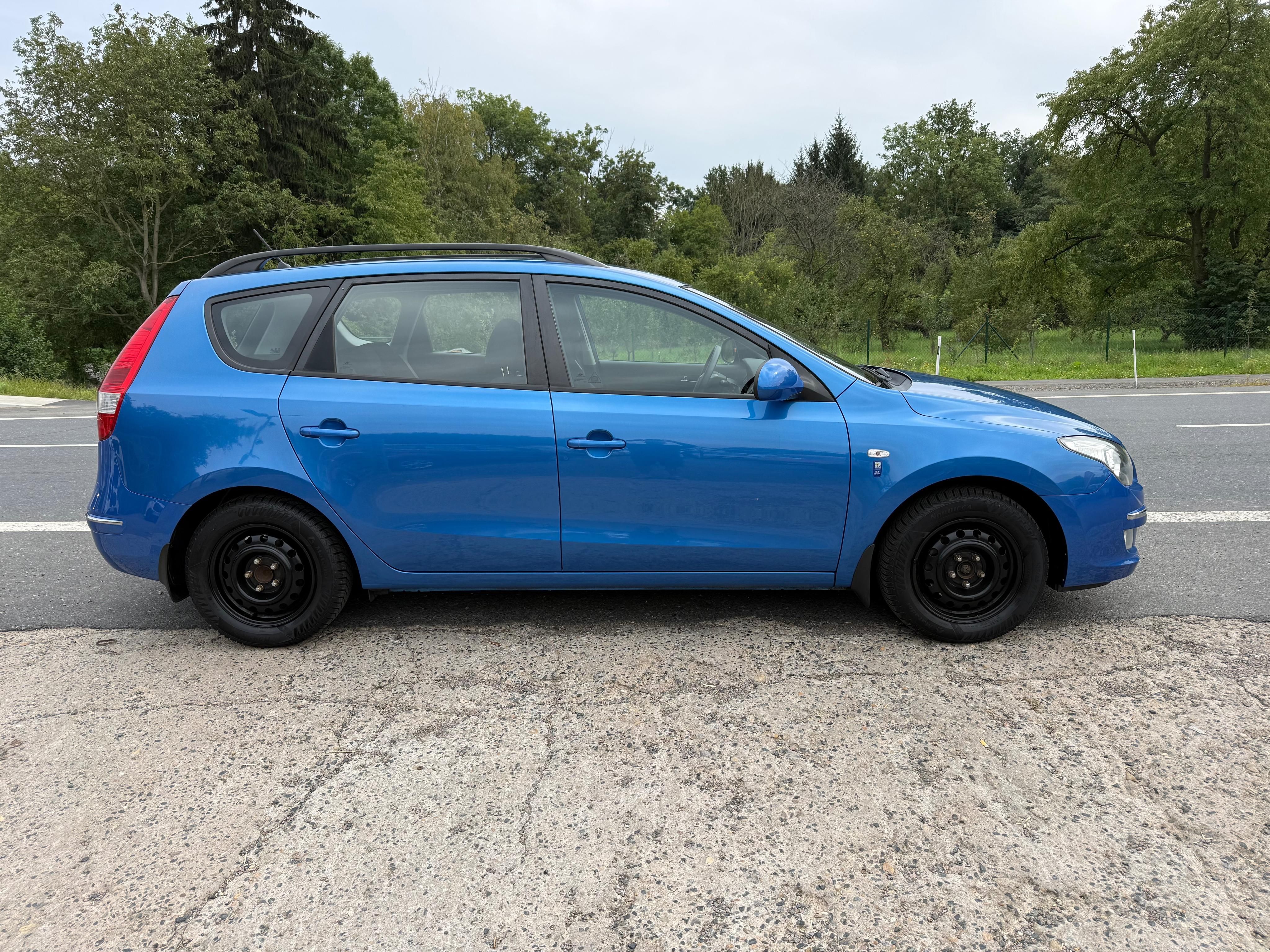Hyundai i30, CW1.4i 80kW 1.Majitel ČR - fotka 2