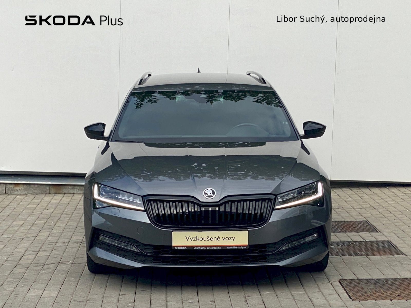 Škoda Superb, Combi SportLine 2.0 TDI 110 kW - fotka 4