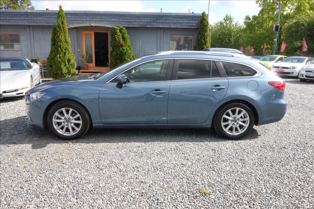 Mazda 6, 2,2 D 110KW, SERVISNÍ KNIHA. - fotka 3