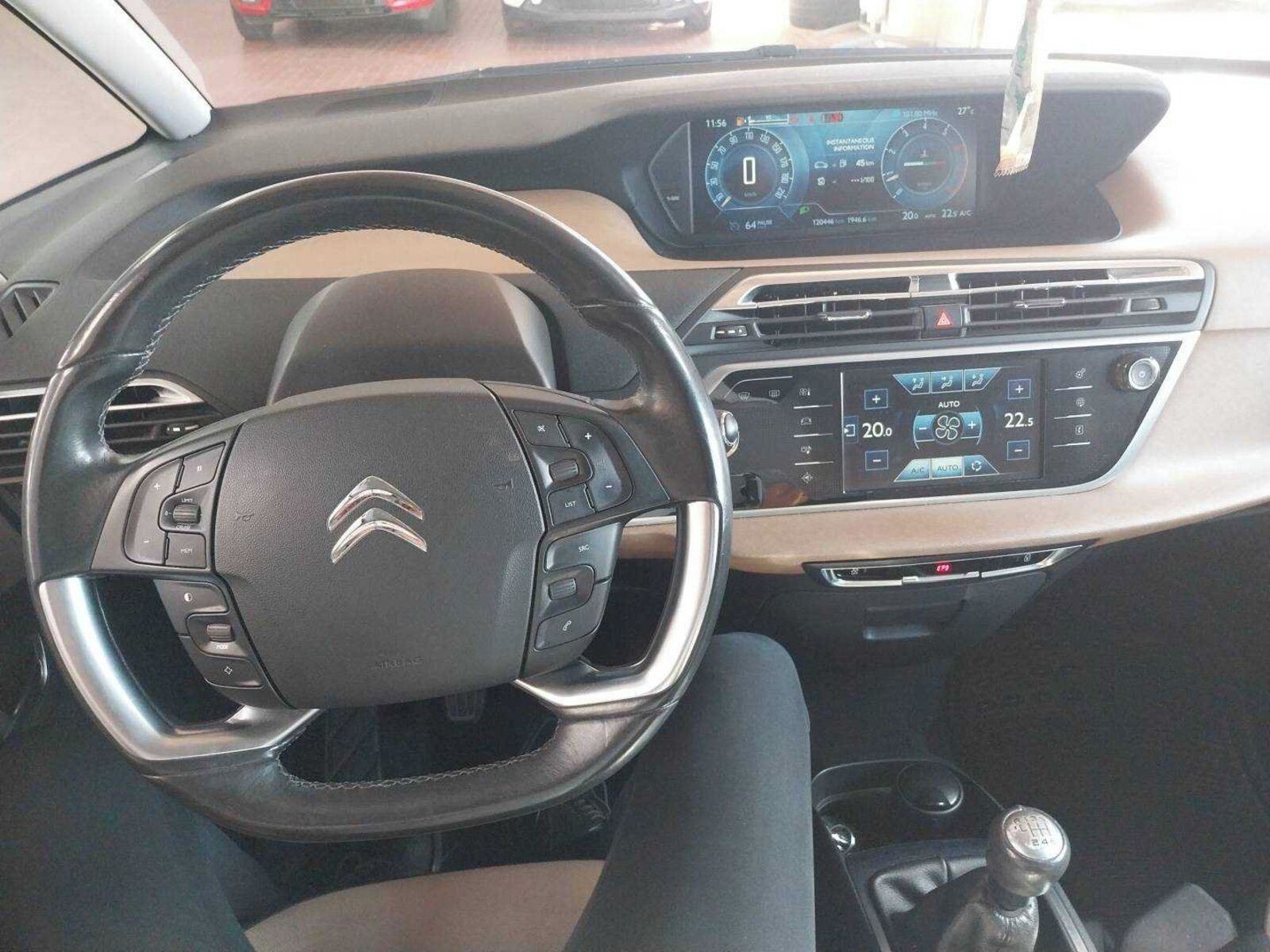 Citroën C4 Picasso, 1.6 THP, Navi - fotka 3