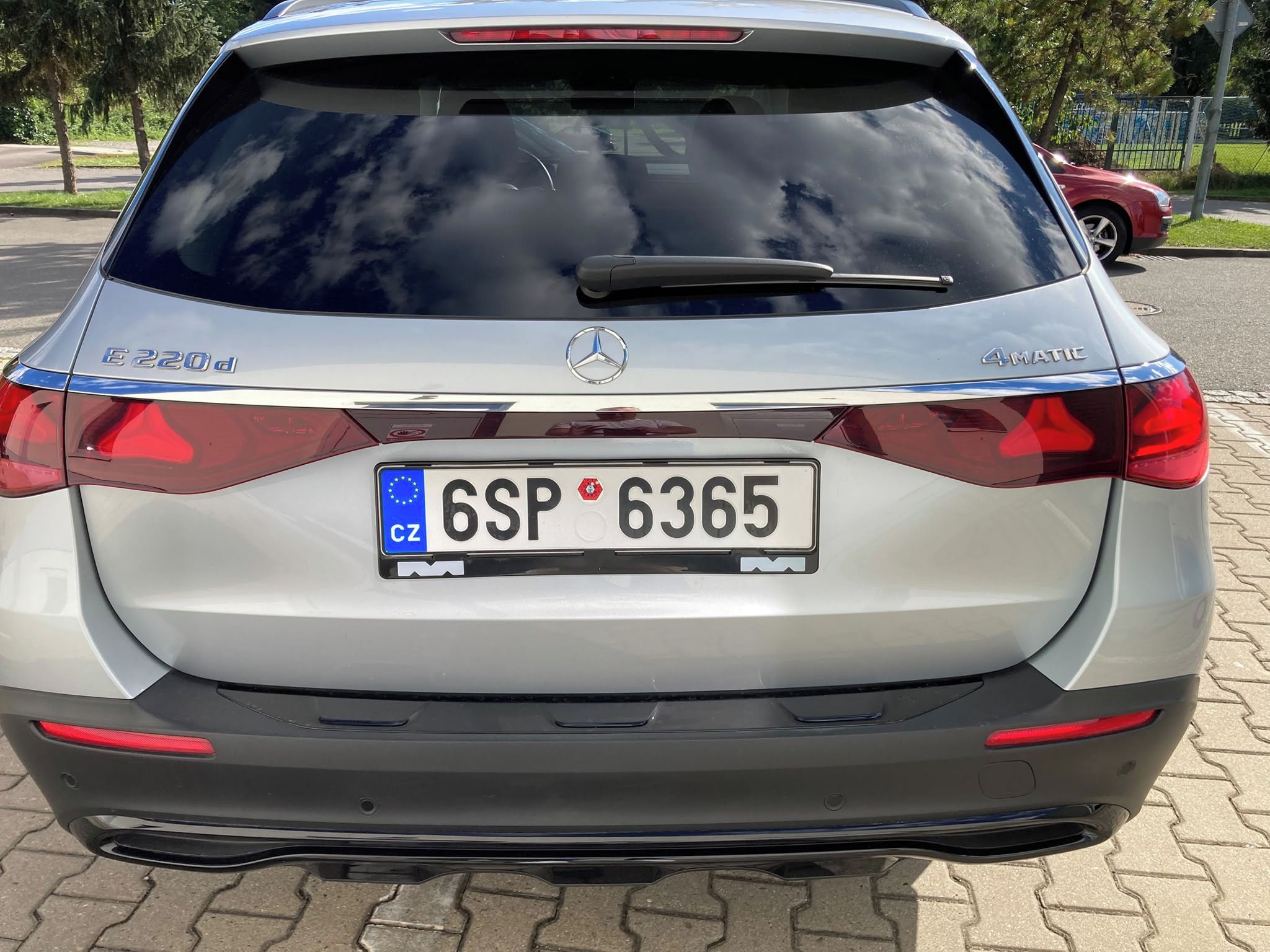 Mercedes-Benz Třídy E, 220 D 145 kW 4M ALLTERRAIN - fotka 6