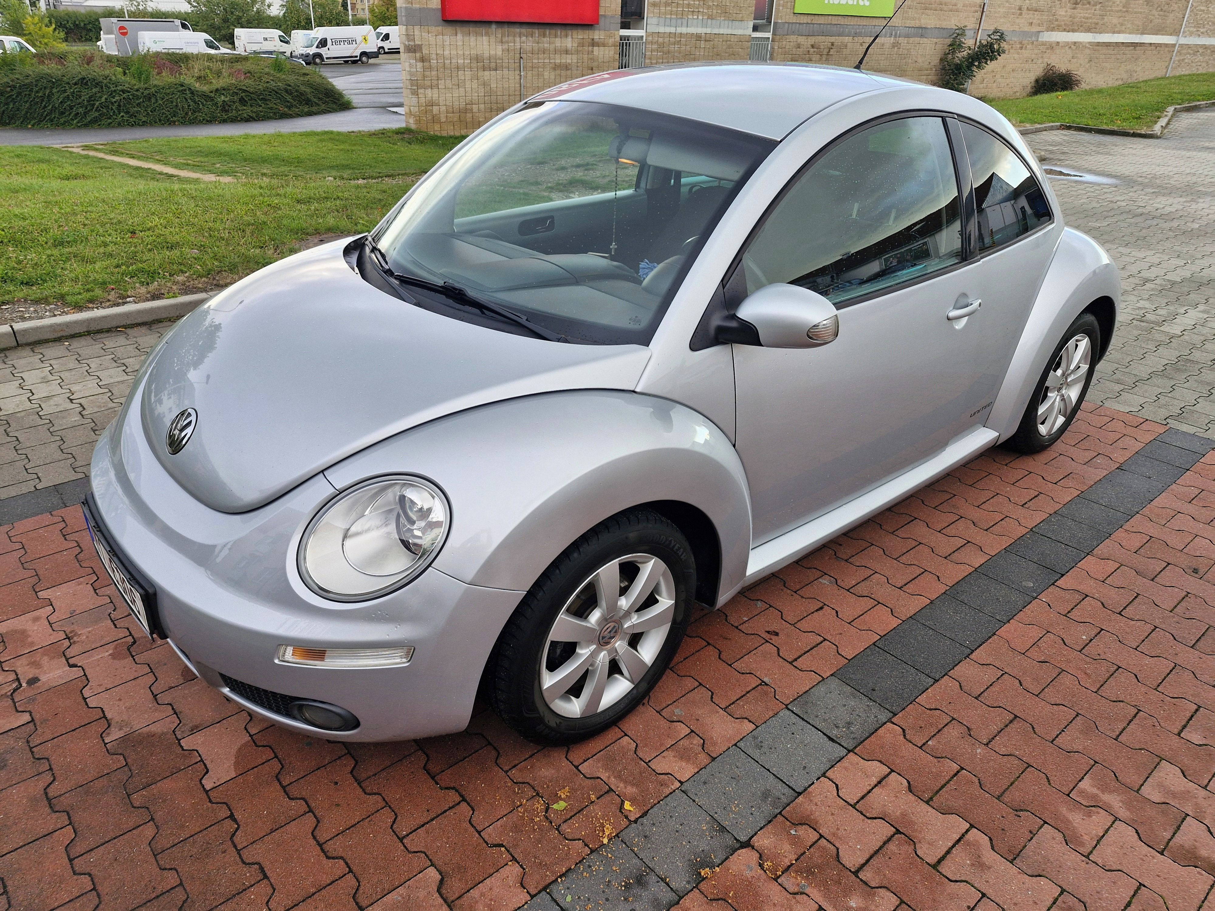 Volkswagen New Beetle, 1,6, servisovaný, udržovaný
