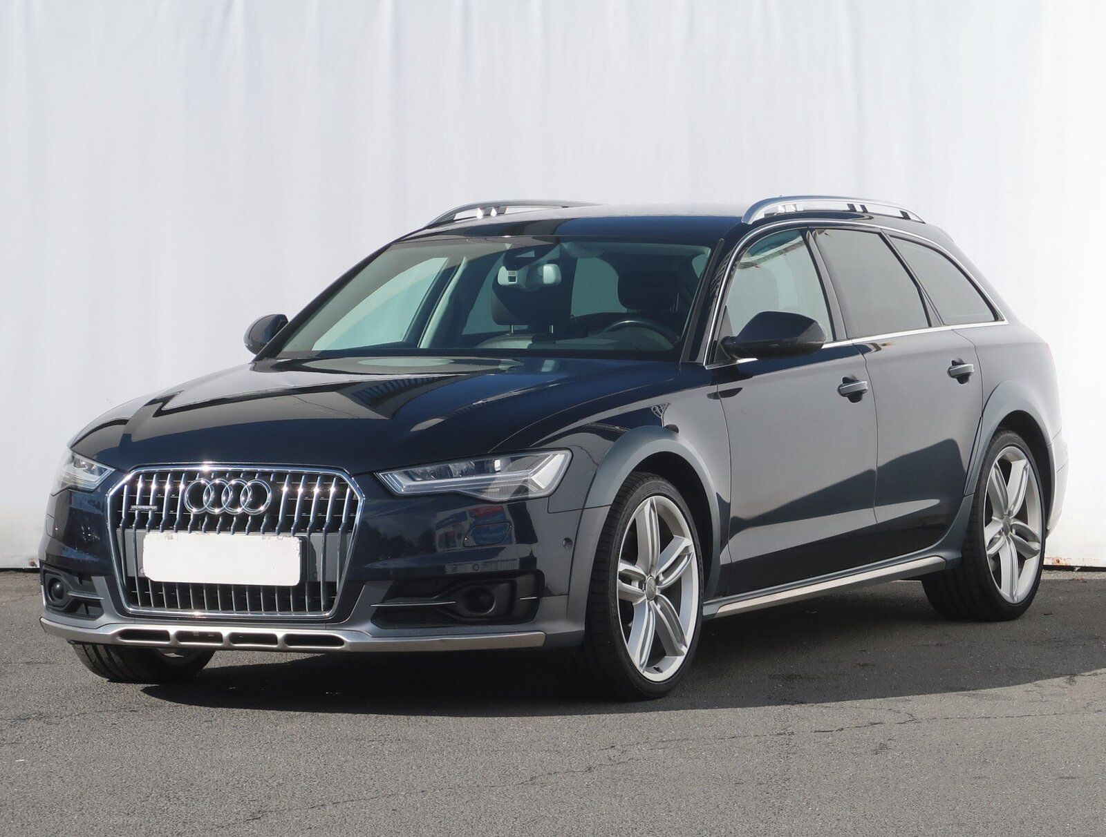 Audi A6 allroad, 3.0 TDI, 4X4, Automat, Kůže - fotka 2
