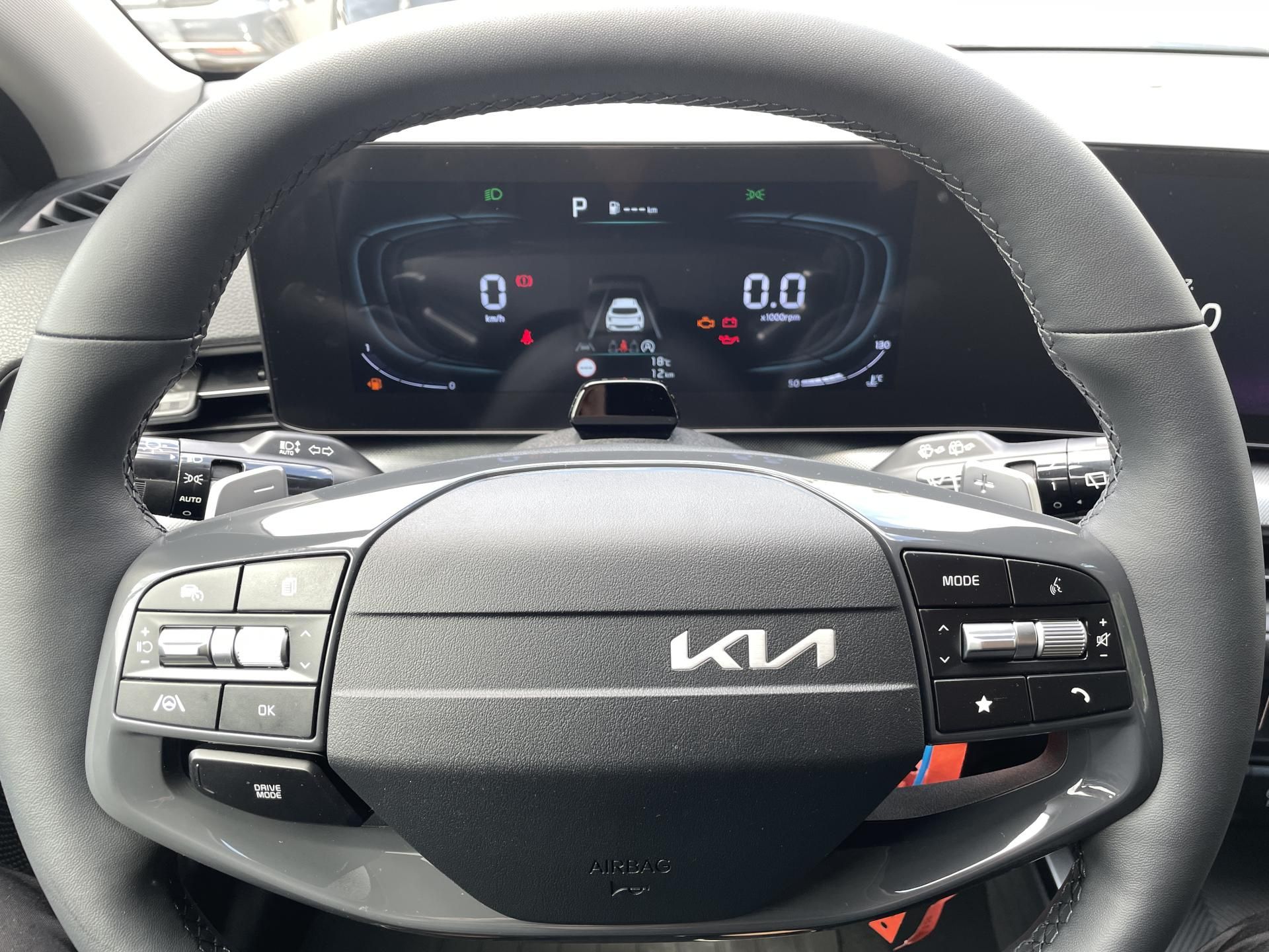 Kia XCee´d, 1,0MHEV 7DCT EXCLUSIVE 2027 - fotka 5