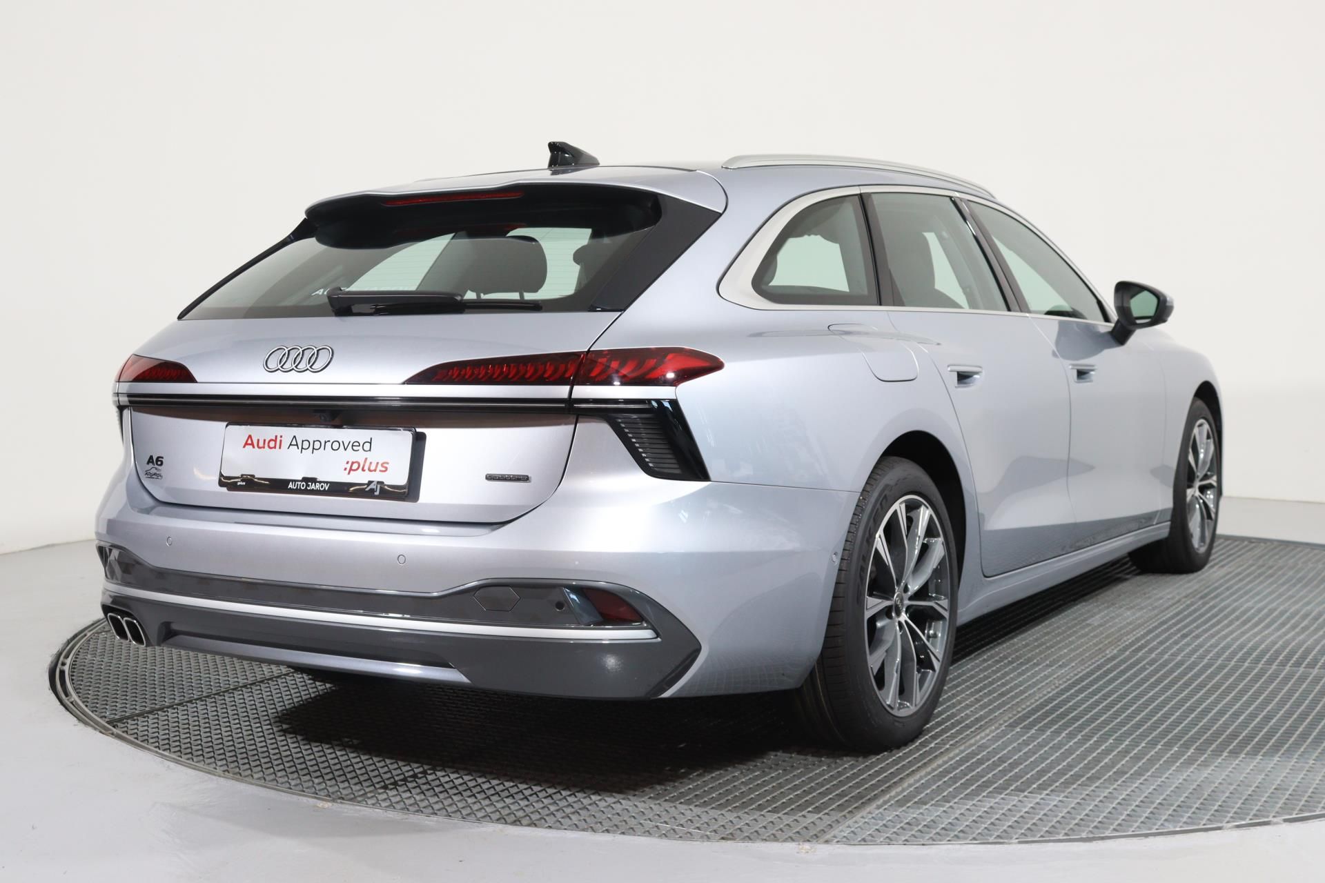 Audi A6 Avant, TDI quattro 150 kW Stronic - fotka 2