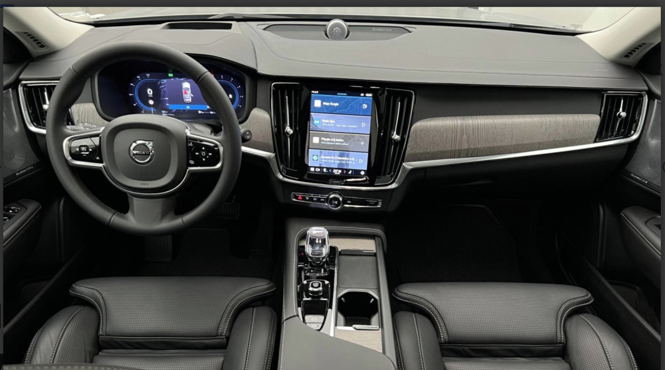 Volvo V90, Volvo V90 CC 2.0 B4, záruka - fotka 5