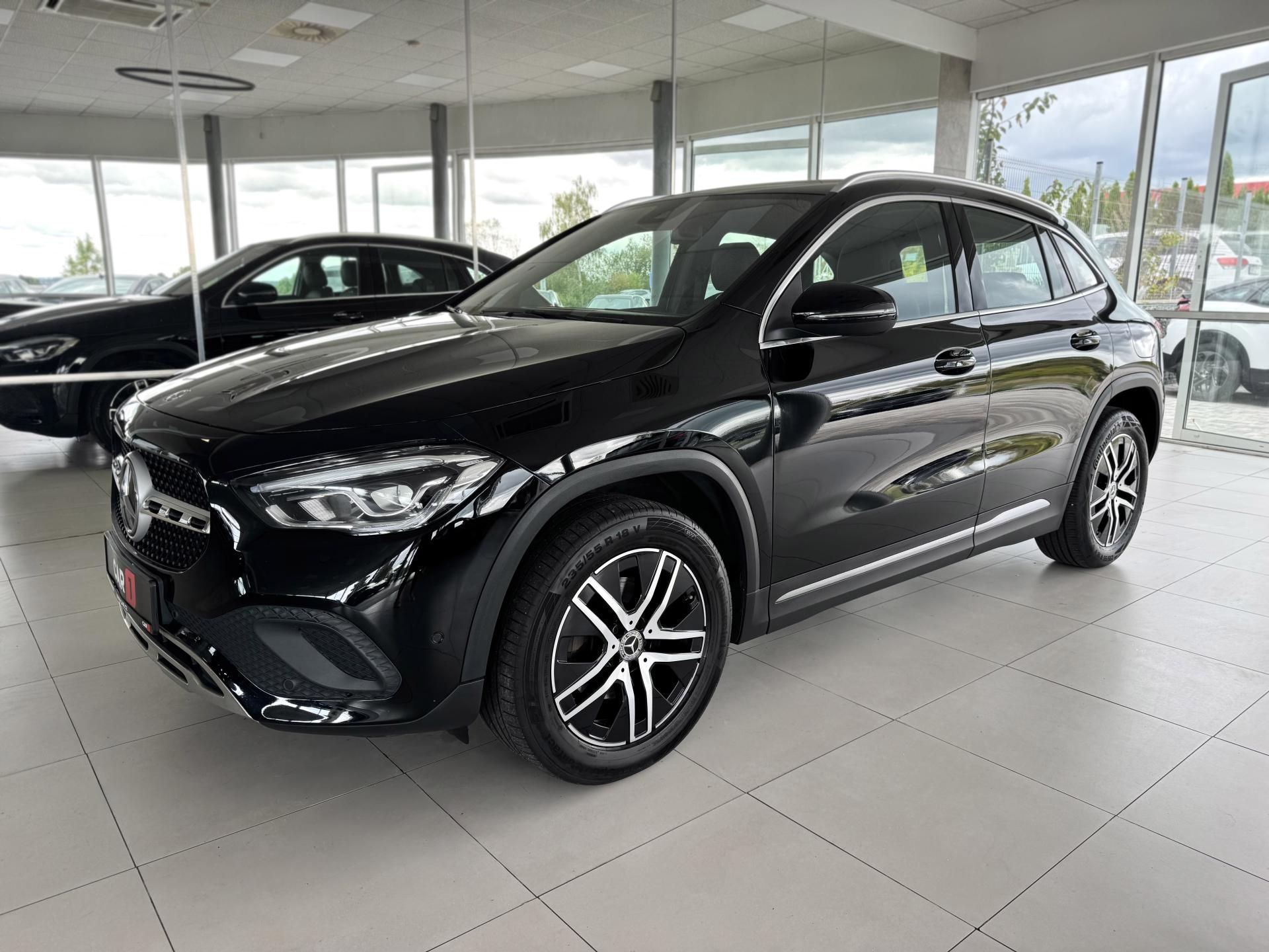 Mercedes-Benz GLA, 200d AUT*Distronic*Tažné*DPH - fotka 2