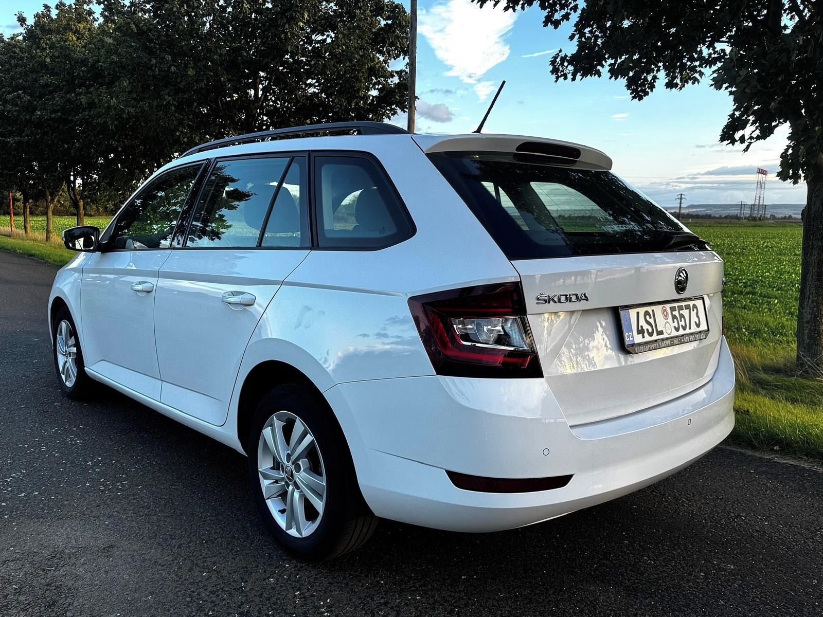 Škoda Fabia, 1,0 TSI  70 kW STYLE - fotka 6