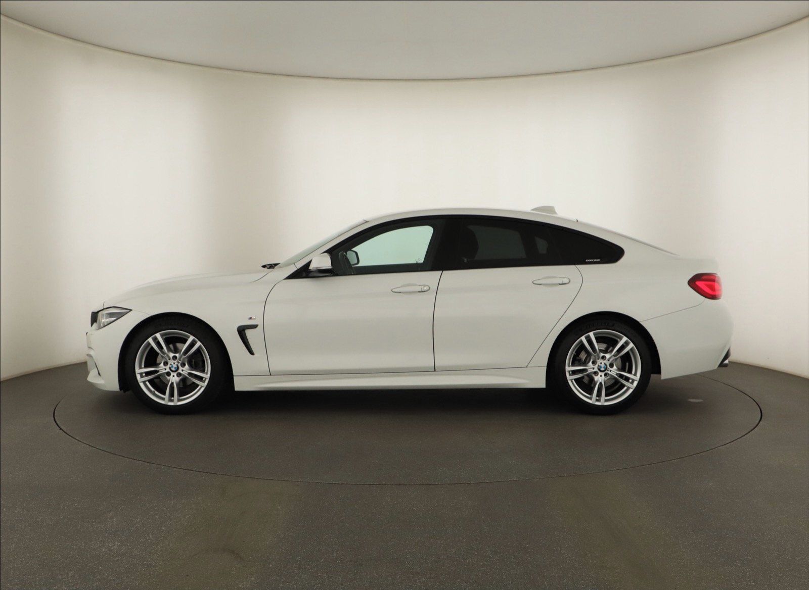 BMW Řada 4, 420i Gran Coupé , M Paket - fotka 3