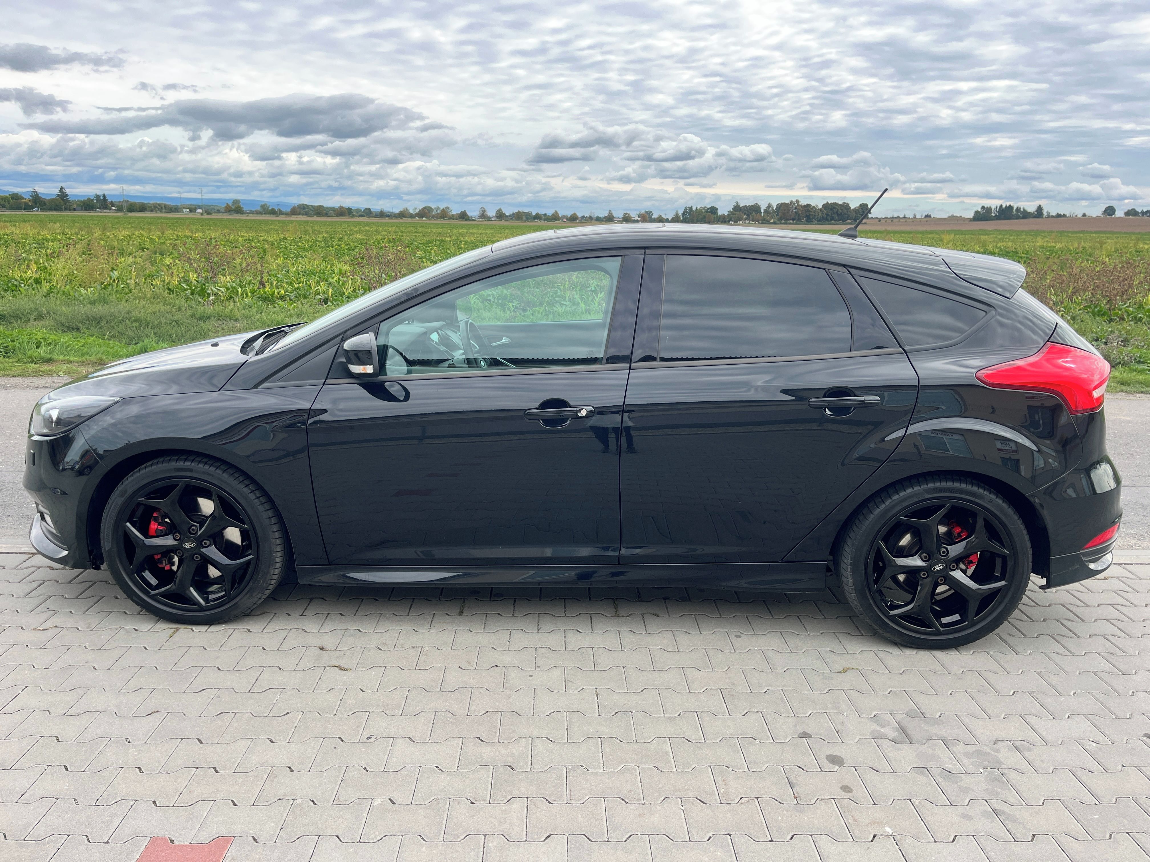 Ford Focus, ST 2.0 TDCI 136 kW - fotka 2