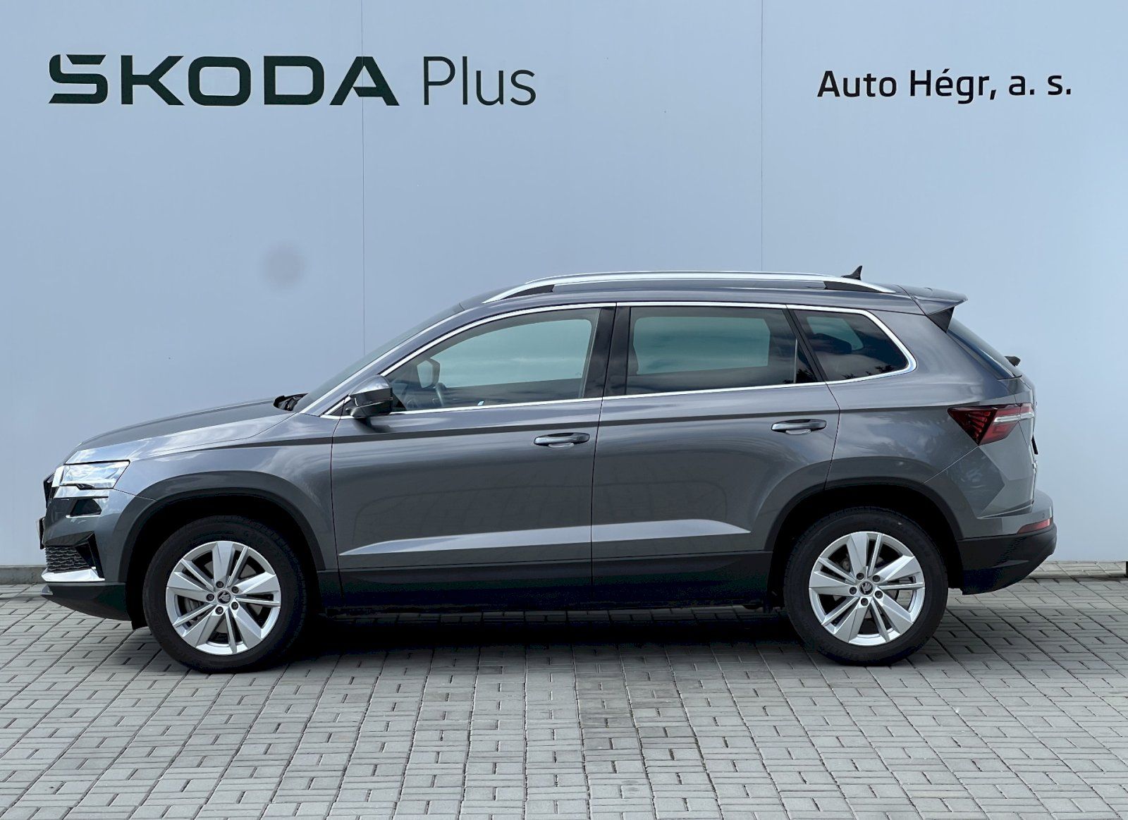 Škoda Karoq, 1.5 TSI 110 kW Top Selection D - fotka 3