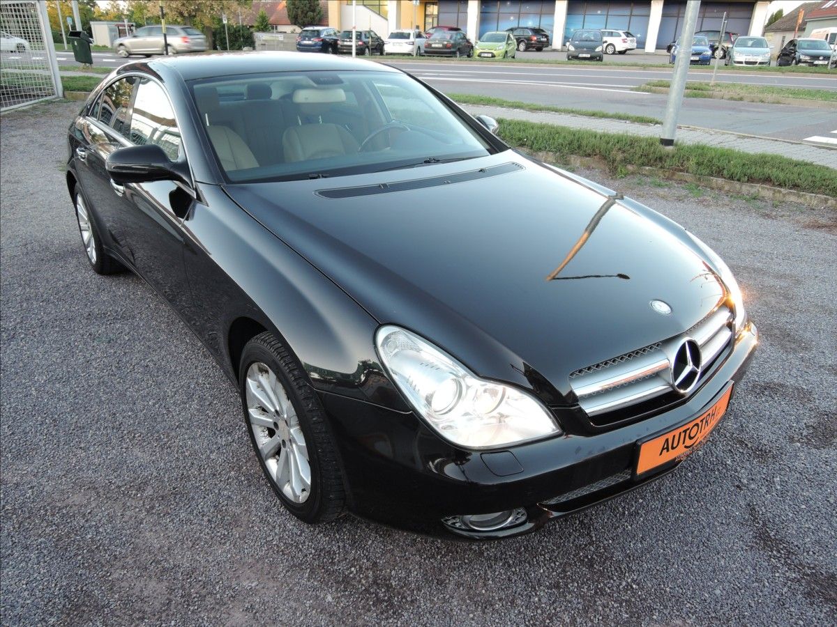 Mercedes-Benz CLS, 3,0 320 CDi Aut. Kůže ČR - fotka 2