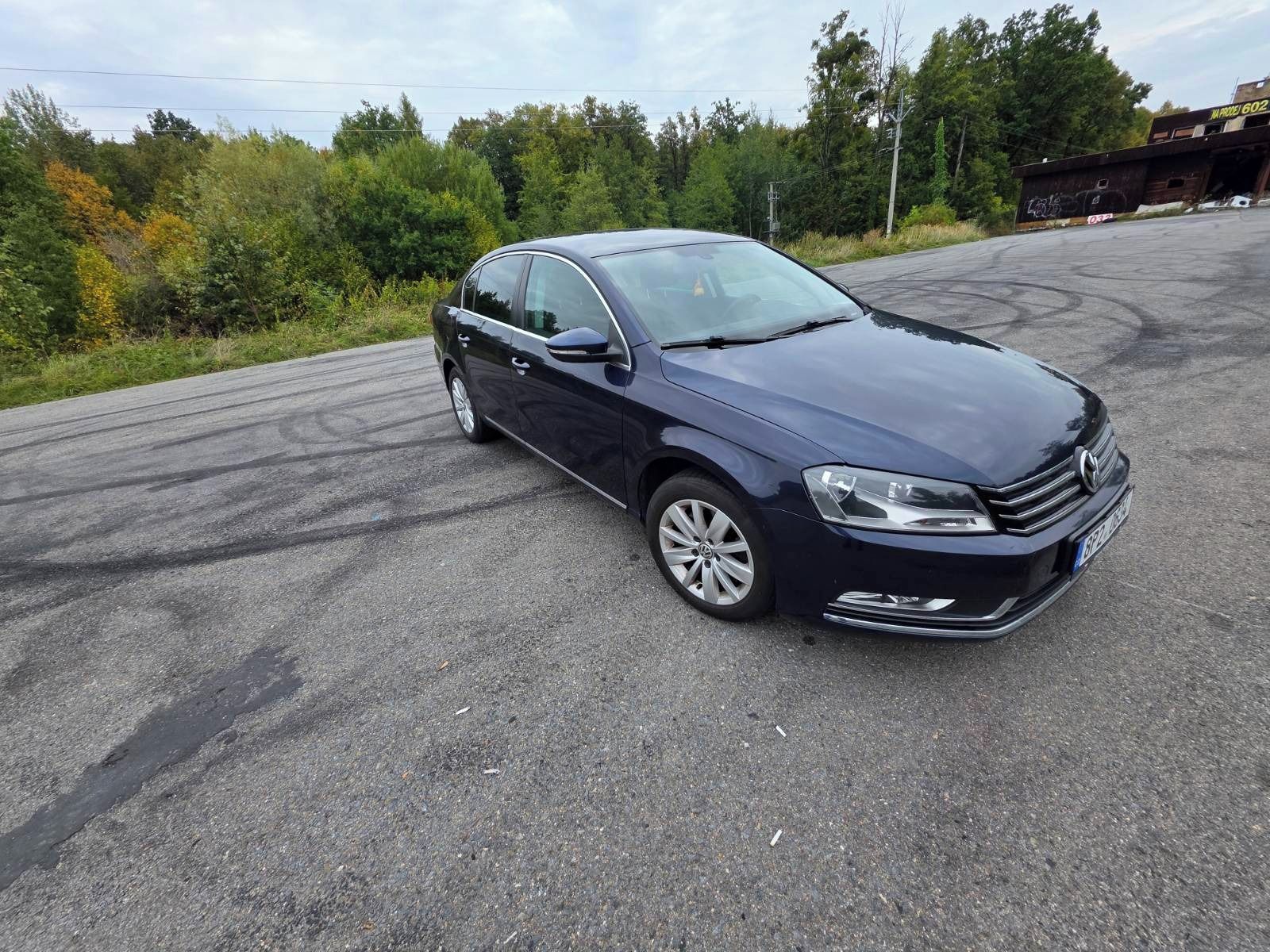 Volkswagen Passat, 1.6 TDI - Servisováno - fotka 6
