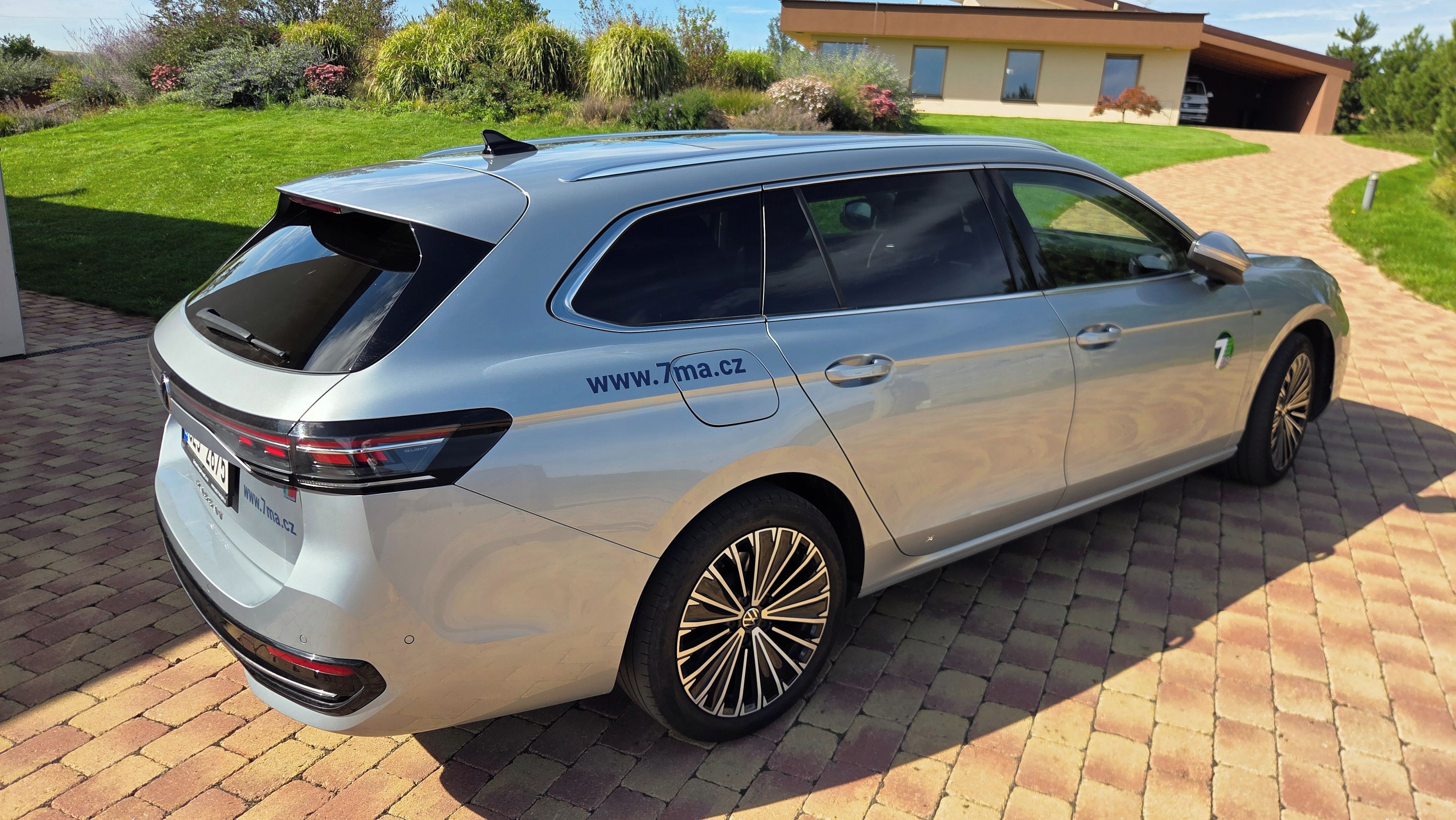 Volkswagen Passat, VW Passat Variant 2.0 TDI DSG - fotka 3