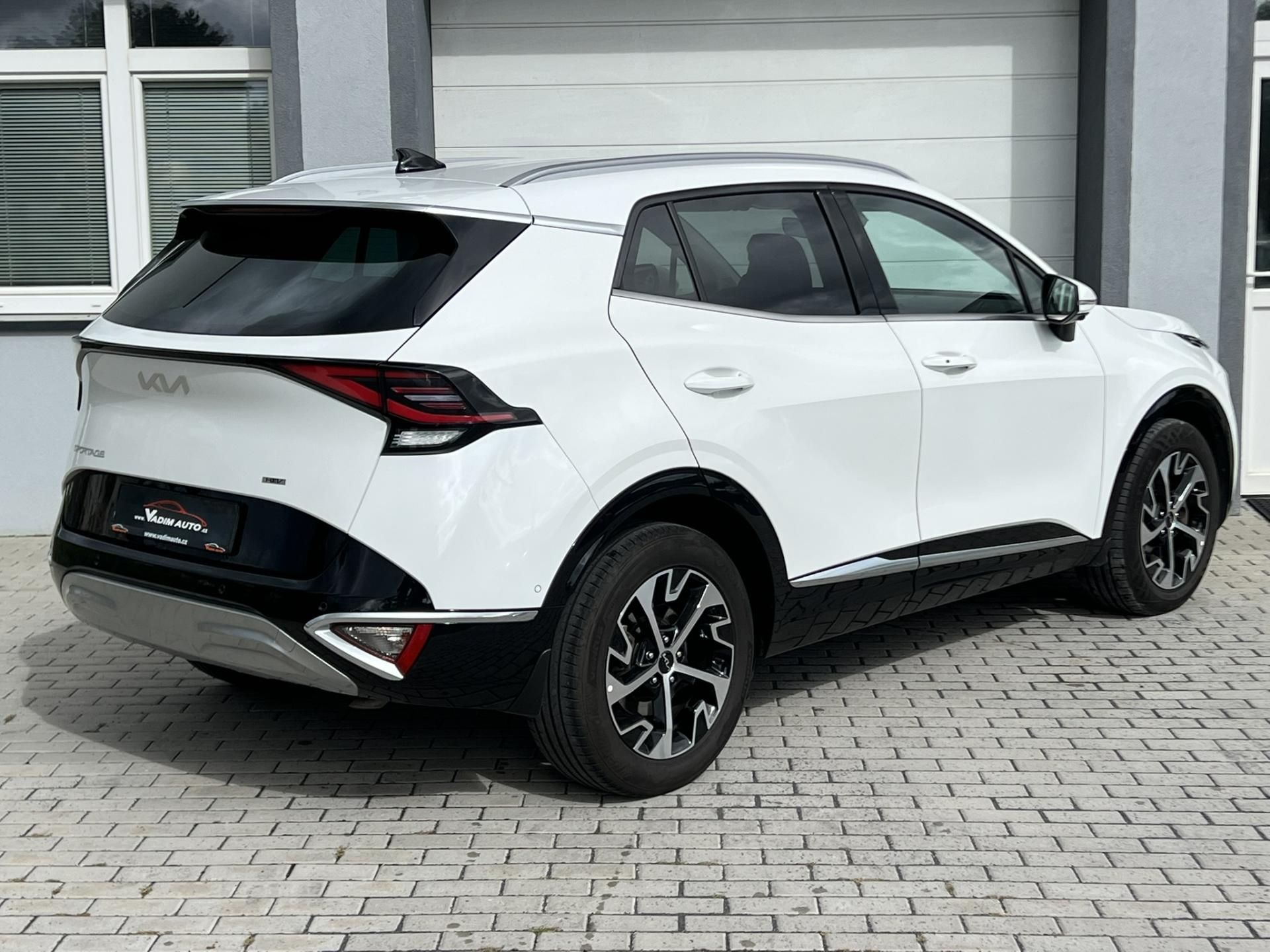 Kia Sportage, 1.6T-GDI 169kW 4x4 AT TOP - fotka 4