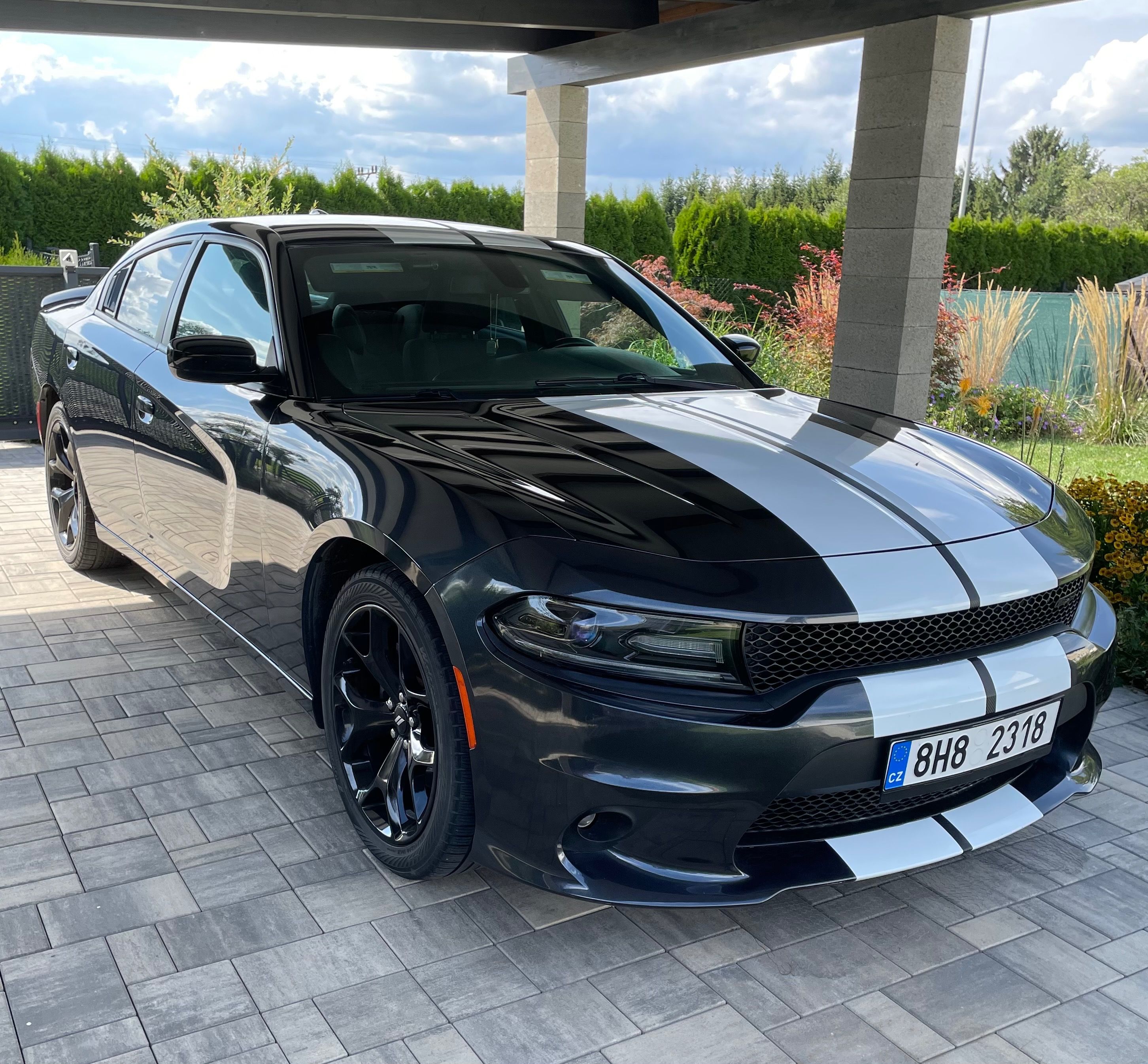 Dodge Charger, Dodge Charger 5,7 hemi R/T - fotka 3