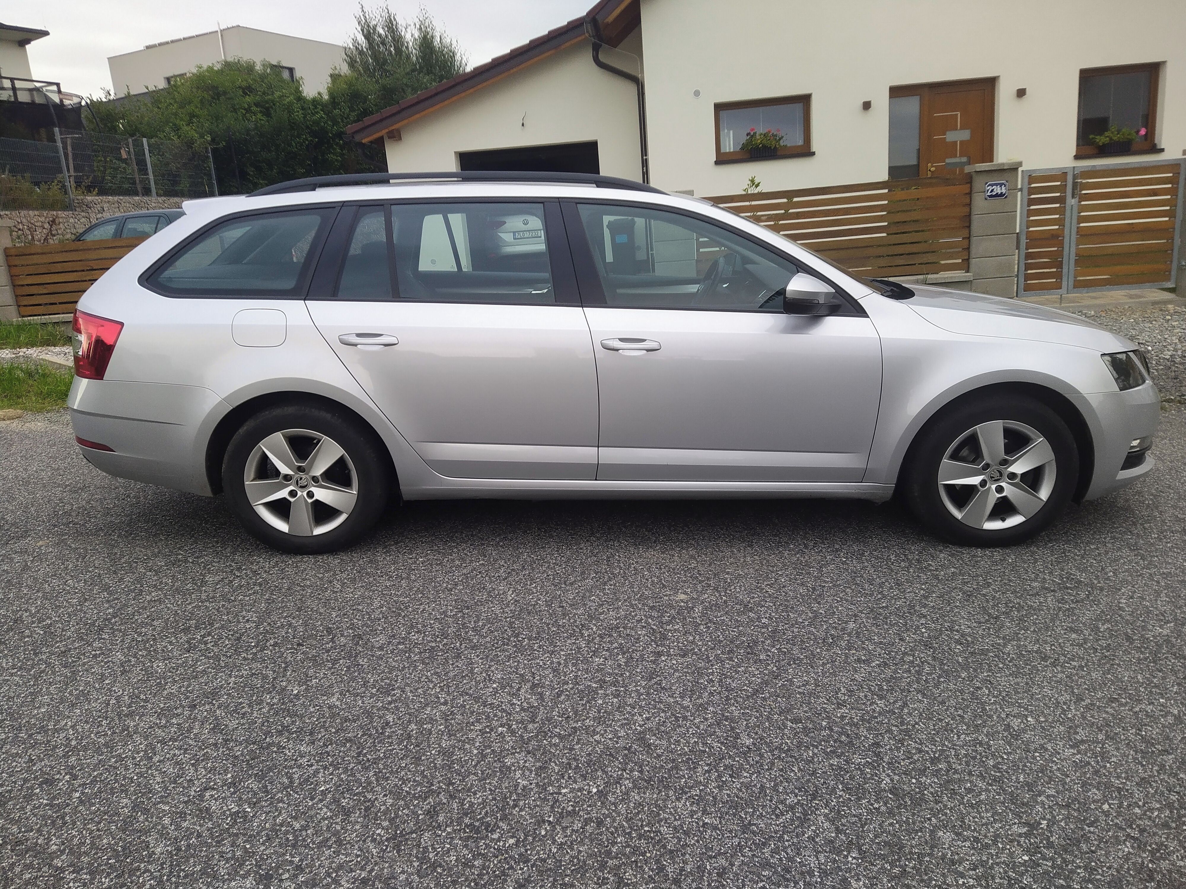 Škoda Octavia, 1.6 TDI - fotka 3