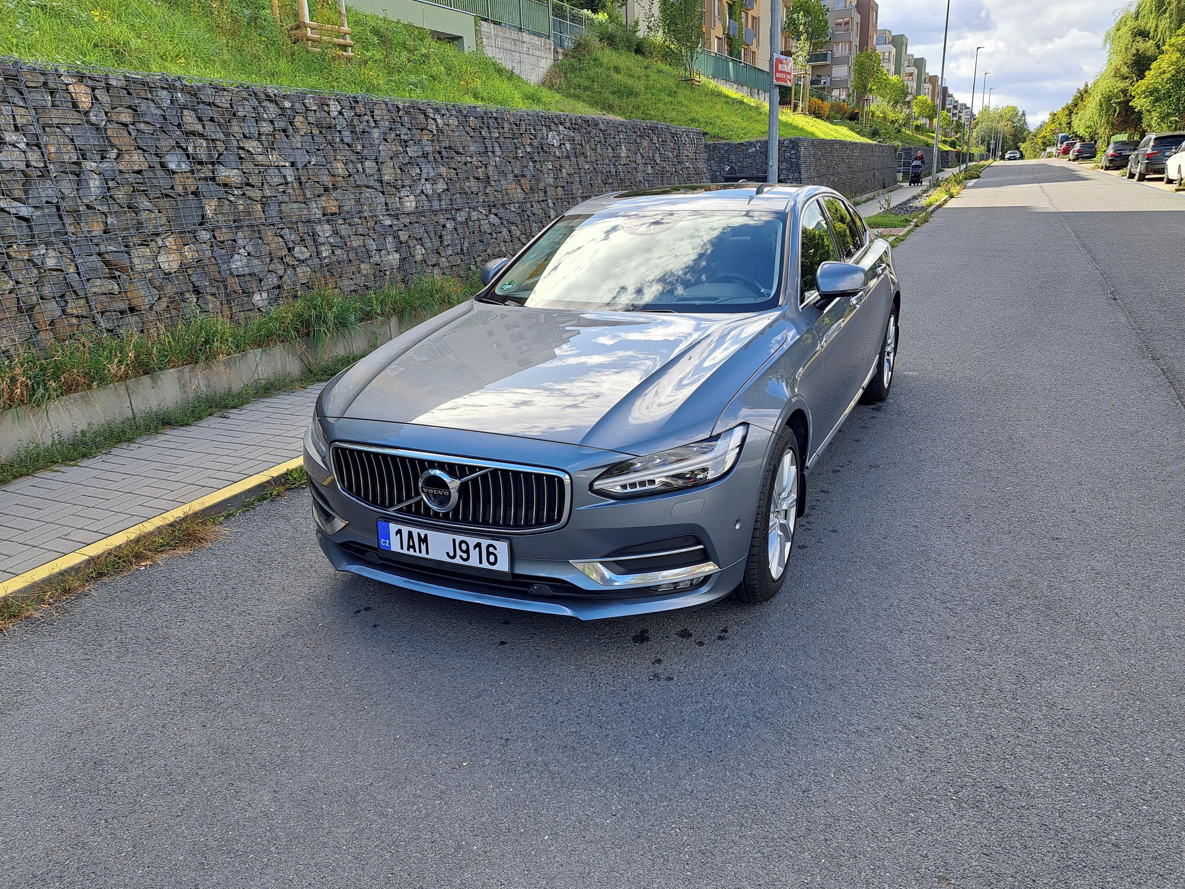 Volvo S90, D5, 2.0TDI, 173kW automat