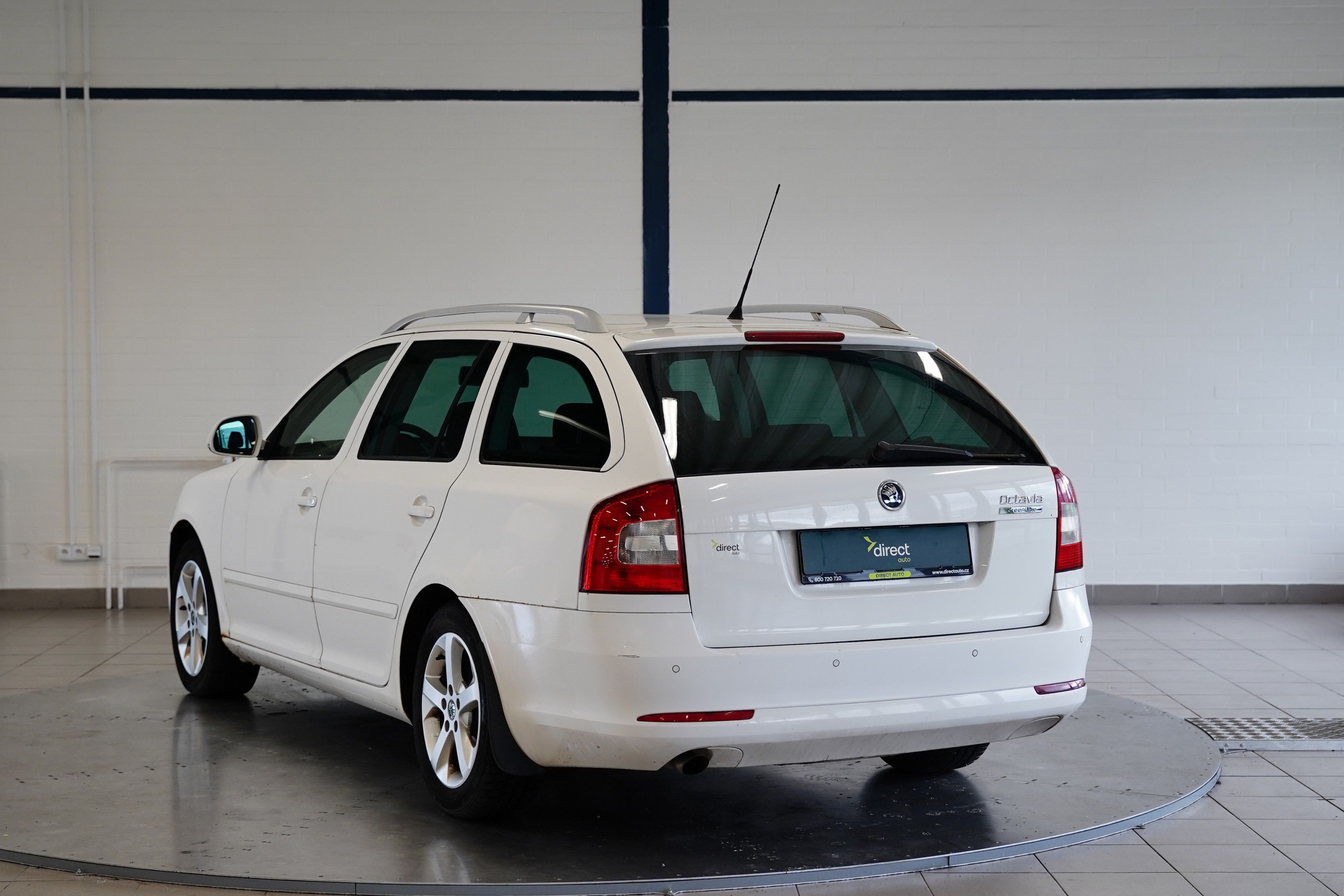 Škoda Octavia, 1.6 TDI 77kW Ambition - fotka 2