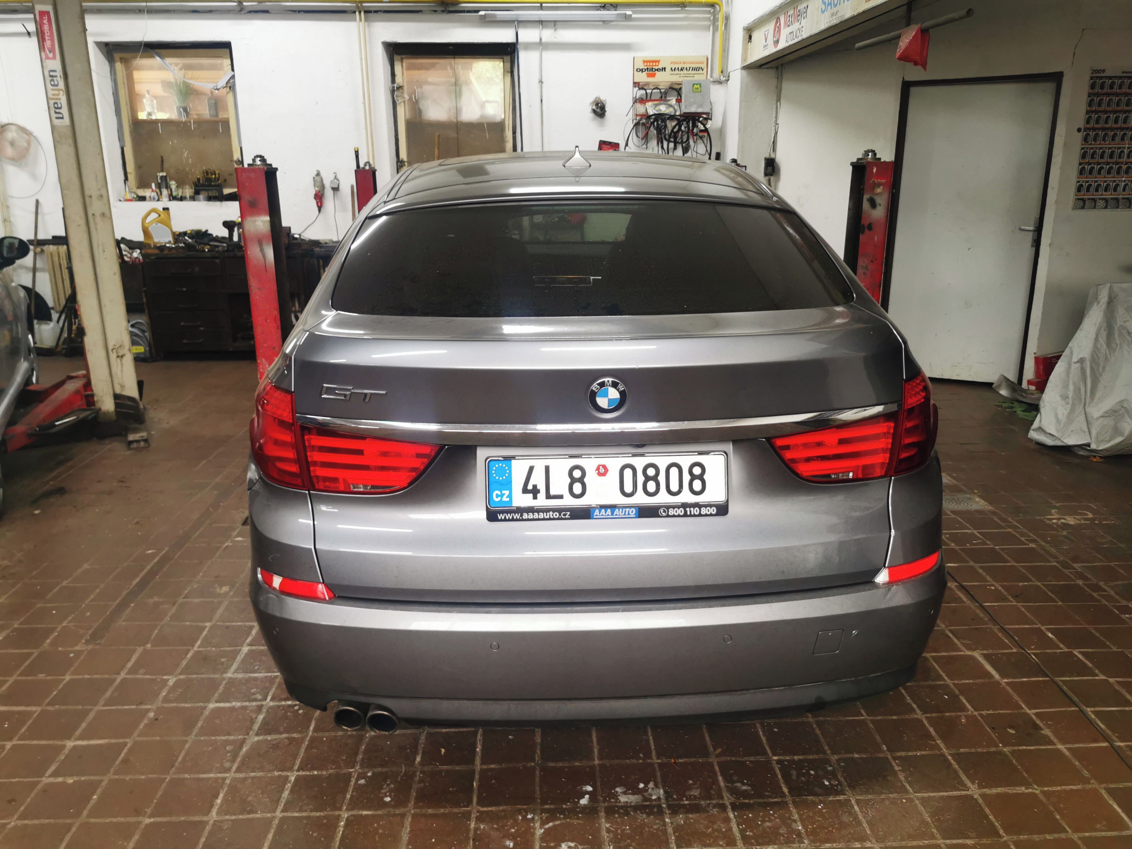 BMW Řada 5, 530d GT xDrive, vadný motor - fotka 5