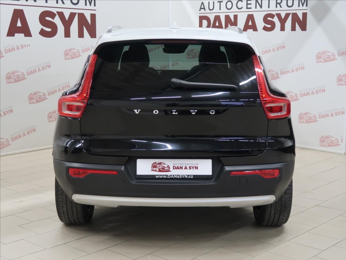 Volvo XC40, 2,0 D4 AWD MOMENTUM CZ - fotka 5