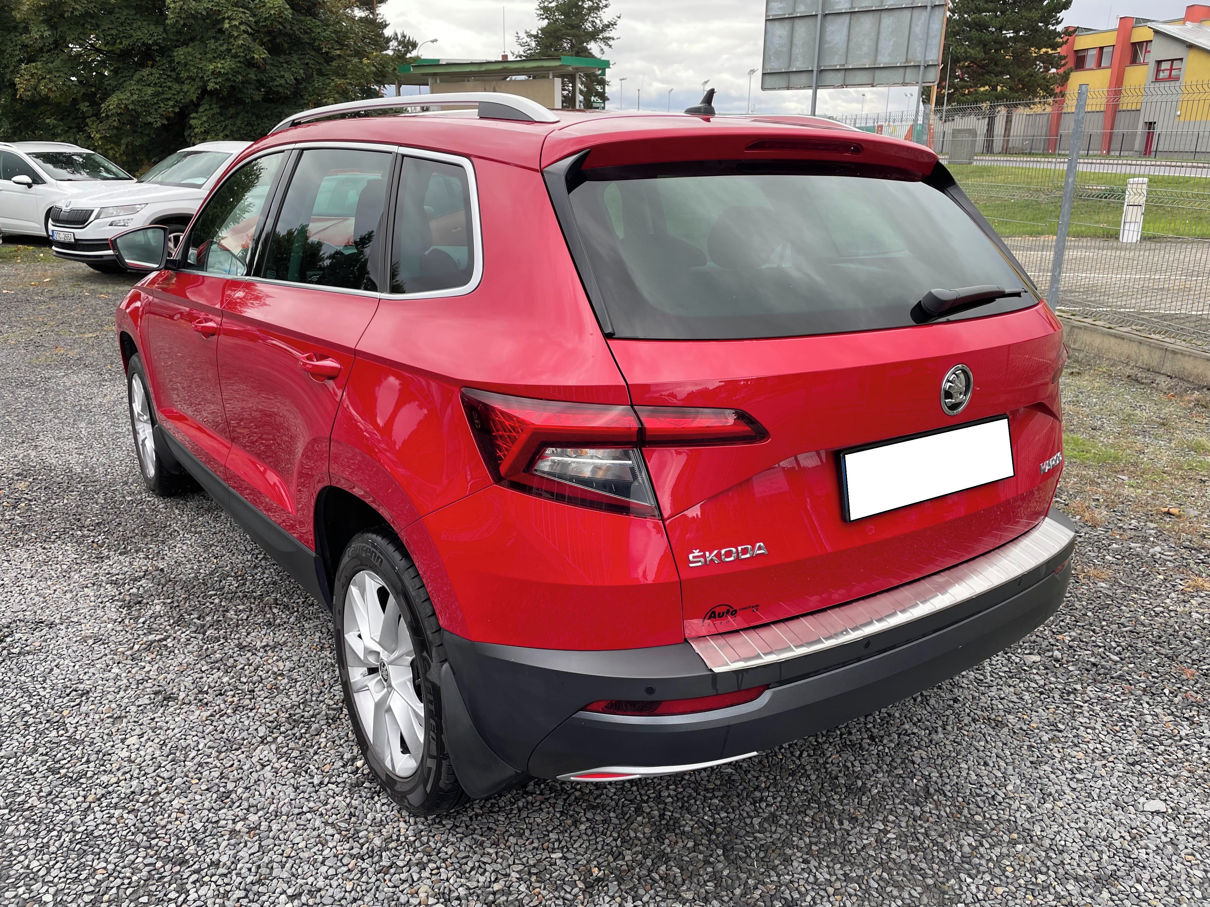 Škoda Karoq, 1,5 TSI 110 kW Style 1maj. taž - fotka 4