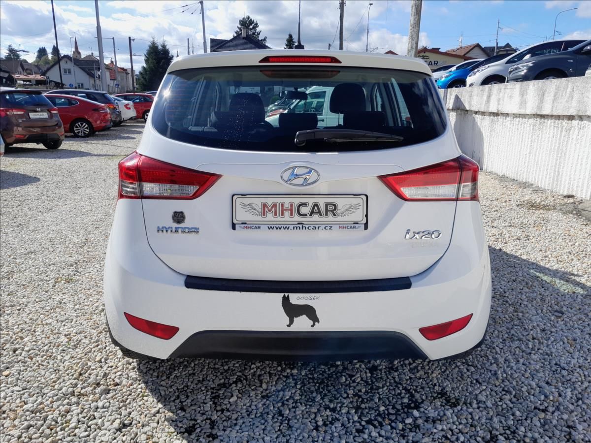 Hyundai ix20, 1.6i 16V - fotka 6