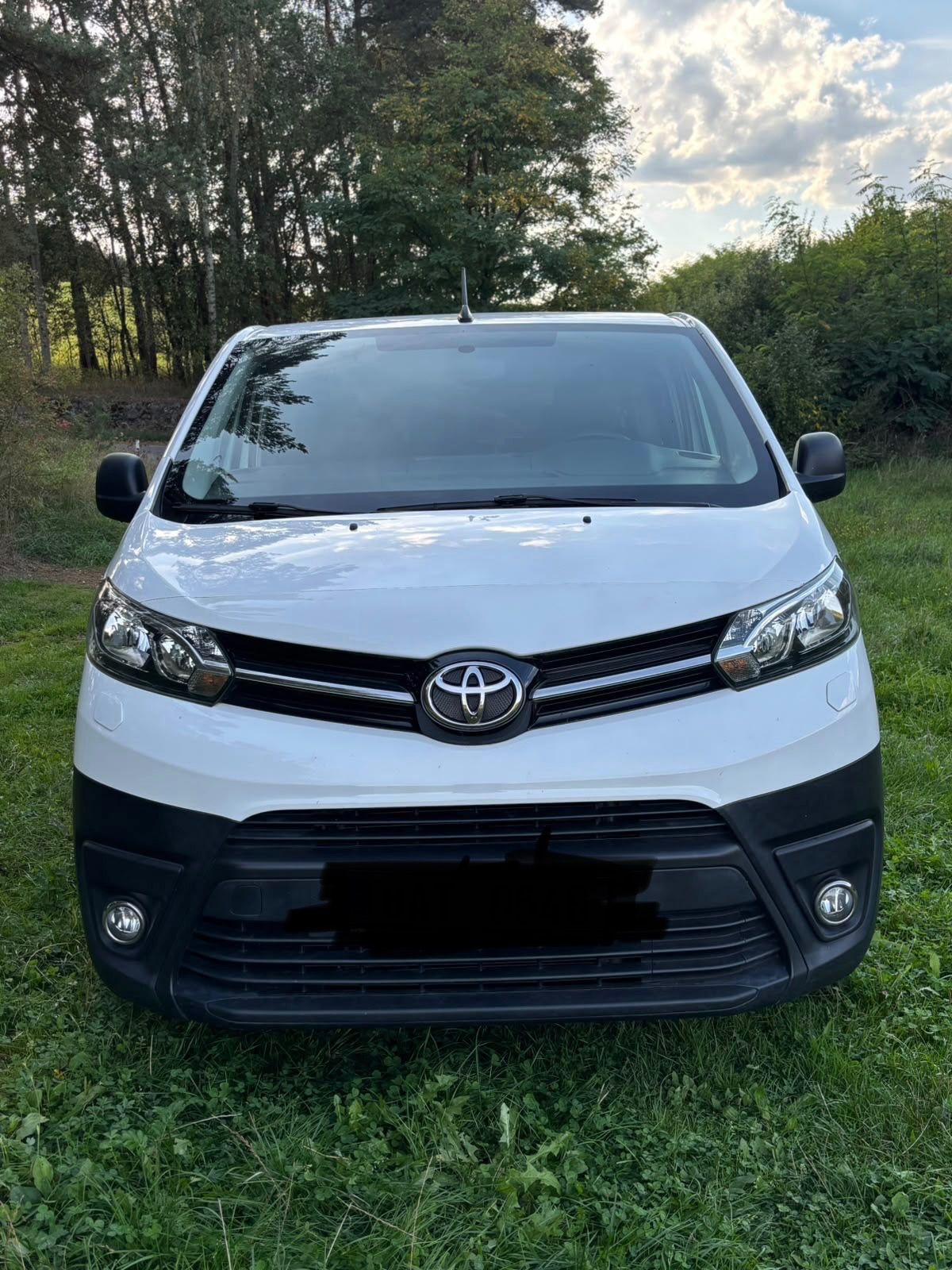 Toyota Proace, TOYOTA PROACE VERSO 9 MÍST - fotka 2