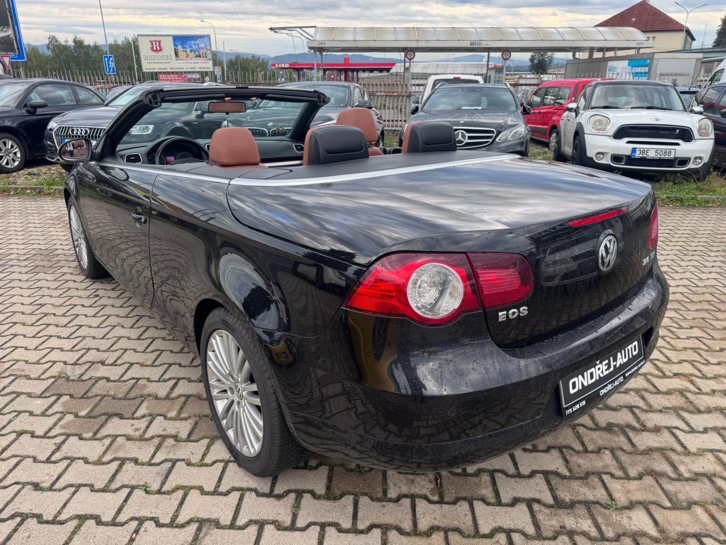 Volkswagen Eos, KABRIOLET 2,0 TDI 103 KW - fotka 4