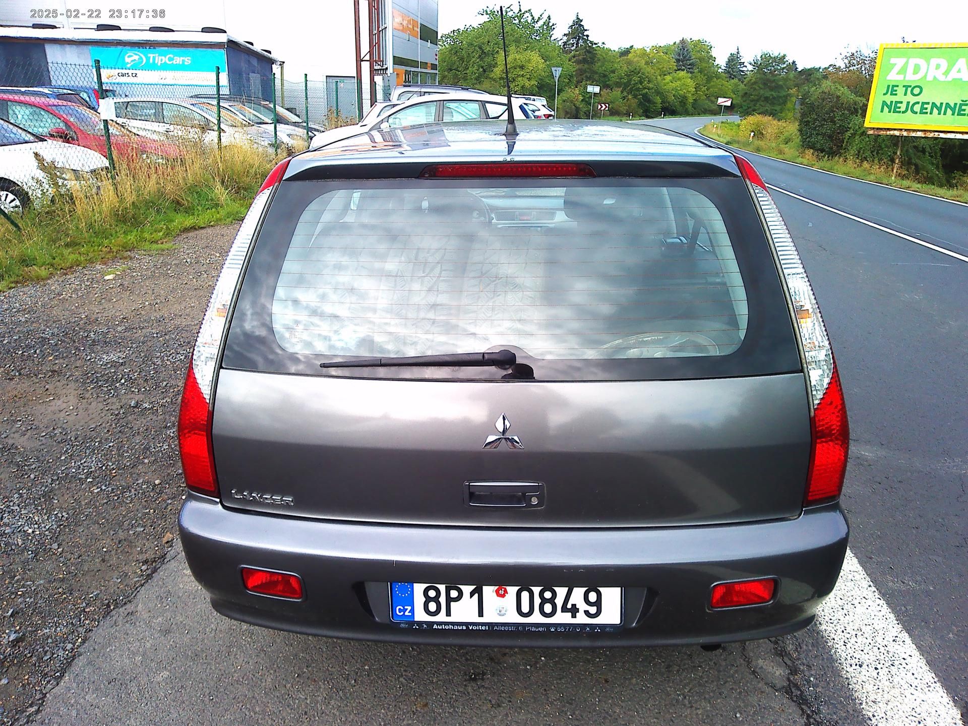 Mitsubishi Lancer, 1.6 i, 72 kW, klima, nová STK - fotka 4