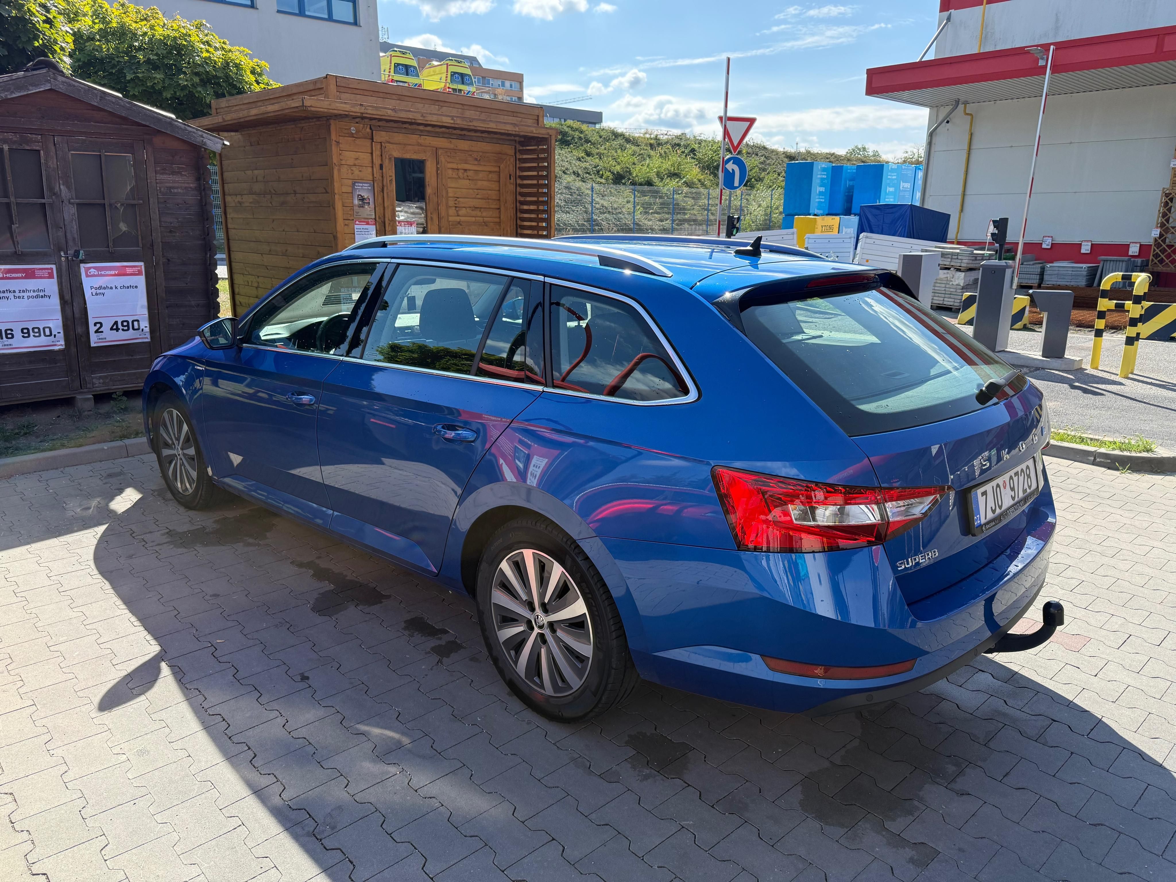 Škoda Superb, Škoda Superb combi 2.0 TDI - fotka 4
