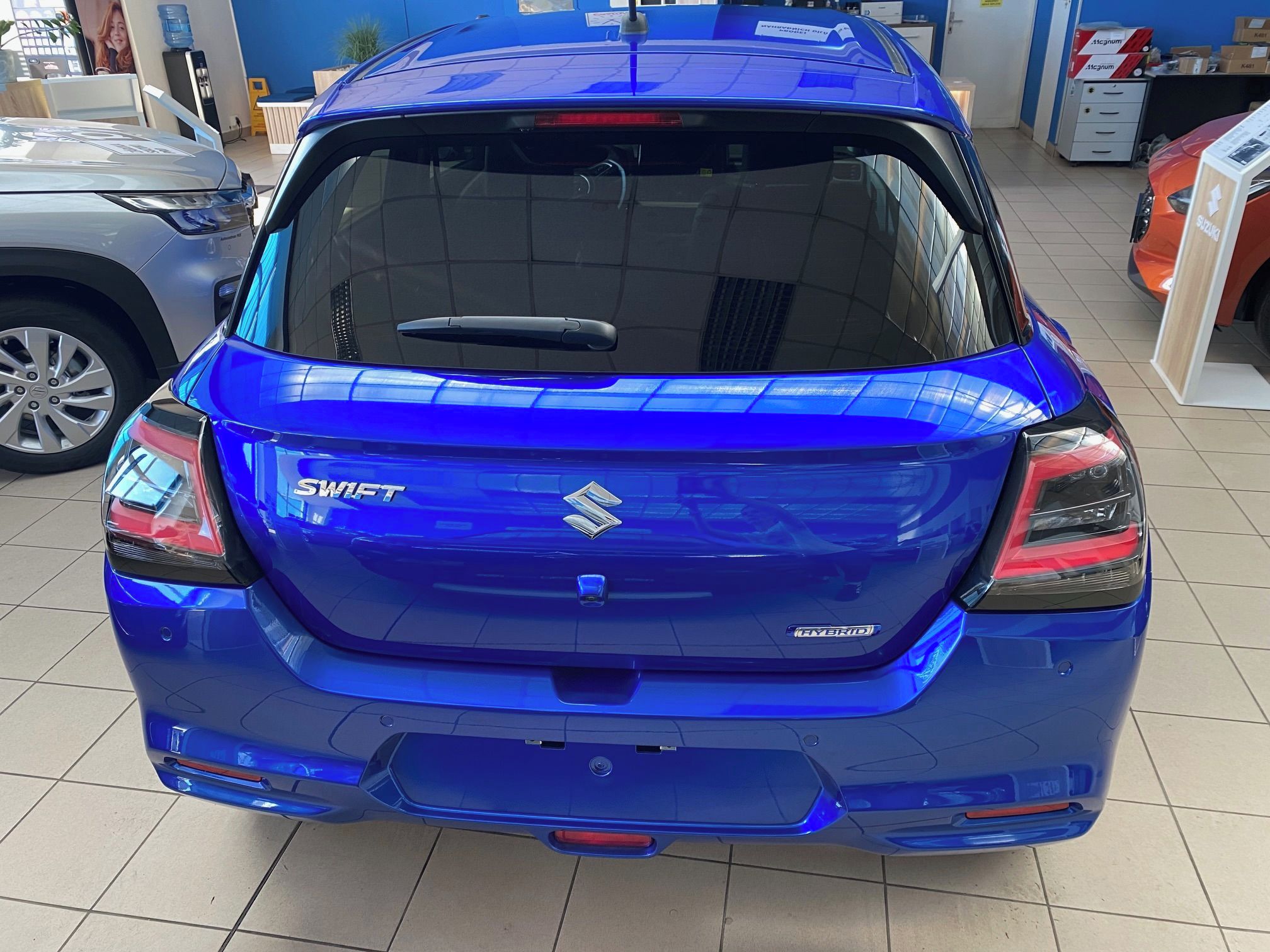 Suzuki Swift, 1,2 PREMIUM ALLGRIP HYBRID - fotka 6