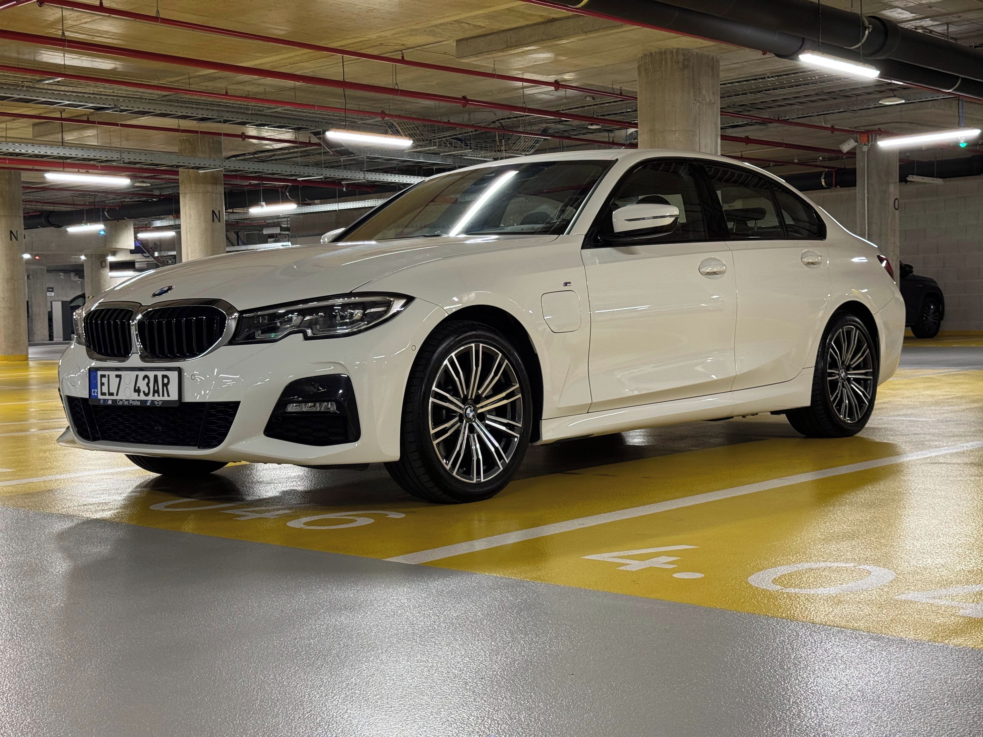 BMW Řada 3, 320e M Sport, v záruce BMW - fotka 2