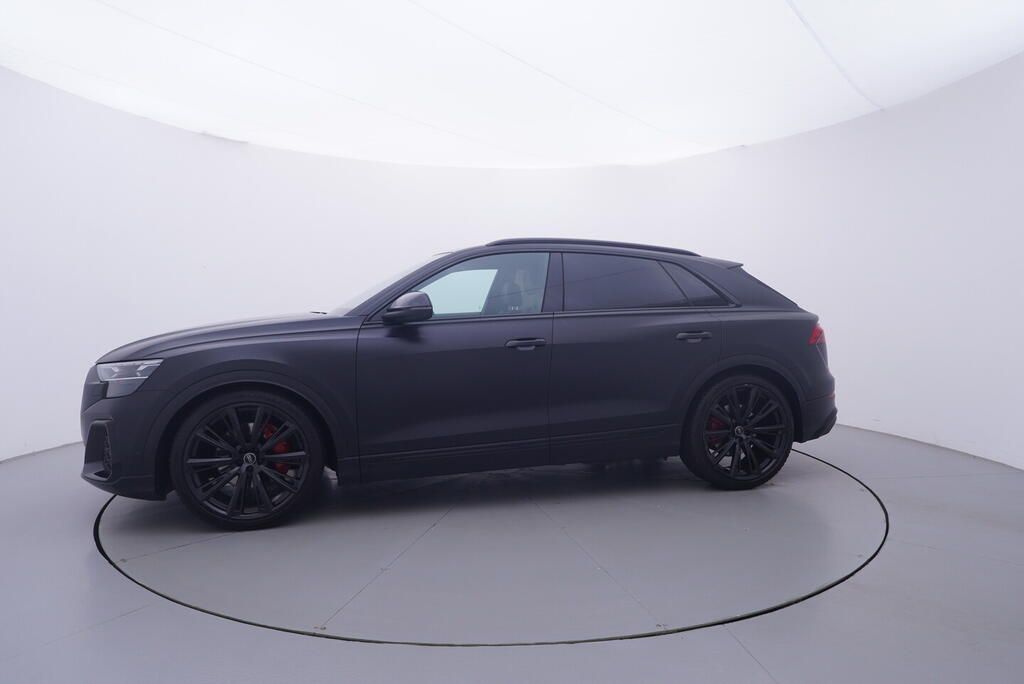 Audi Q8, S-Line 3.0 TDI 210 kW - fotka 2