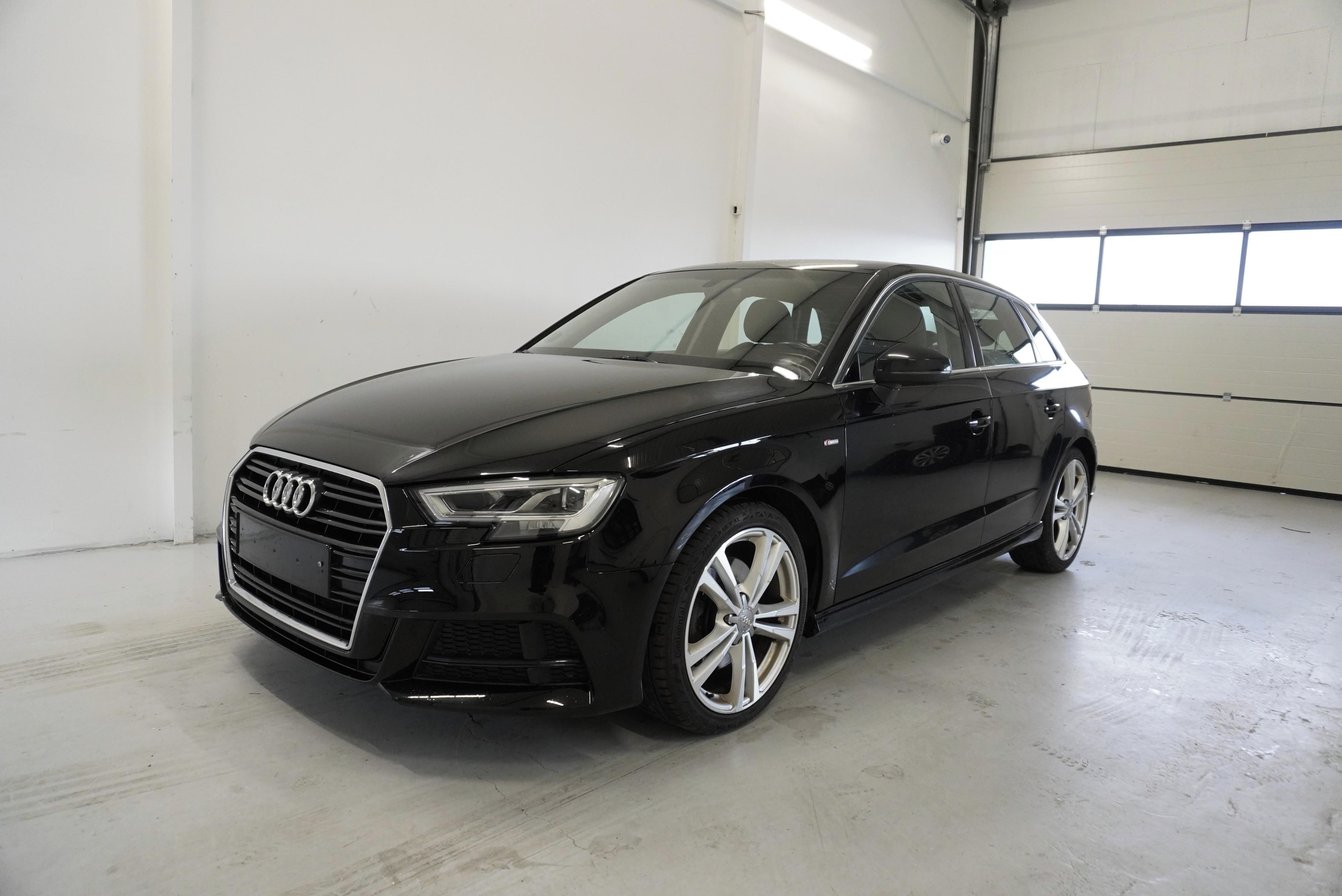 Audi A3, 2.0 TFSi 140 kW SPORTBACK  DSG