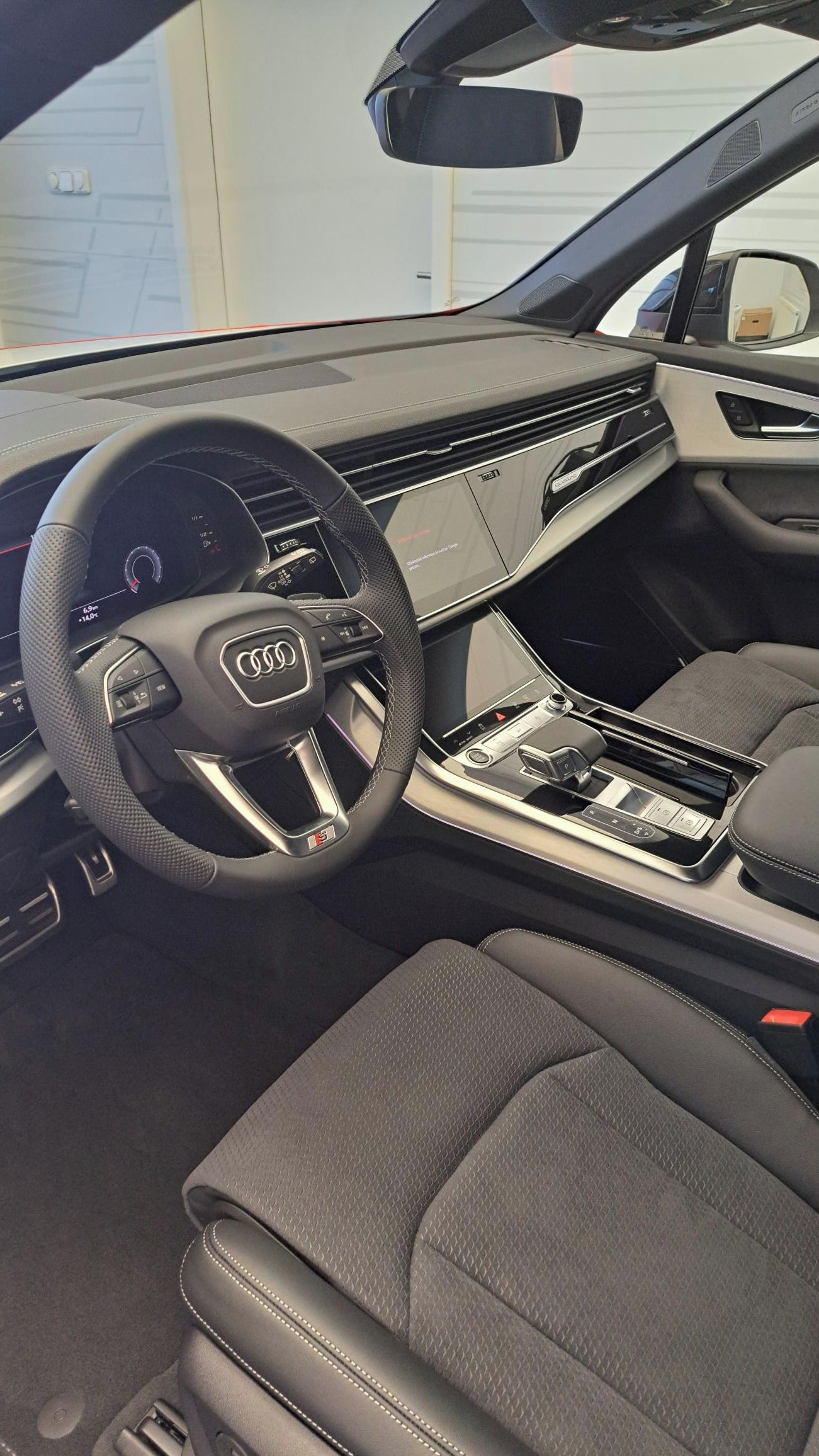 Audi Q7, Audi Q7 SUV S line TDI quattro - fotka 4