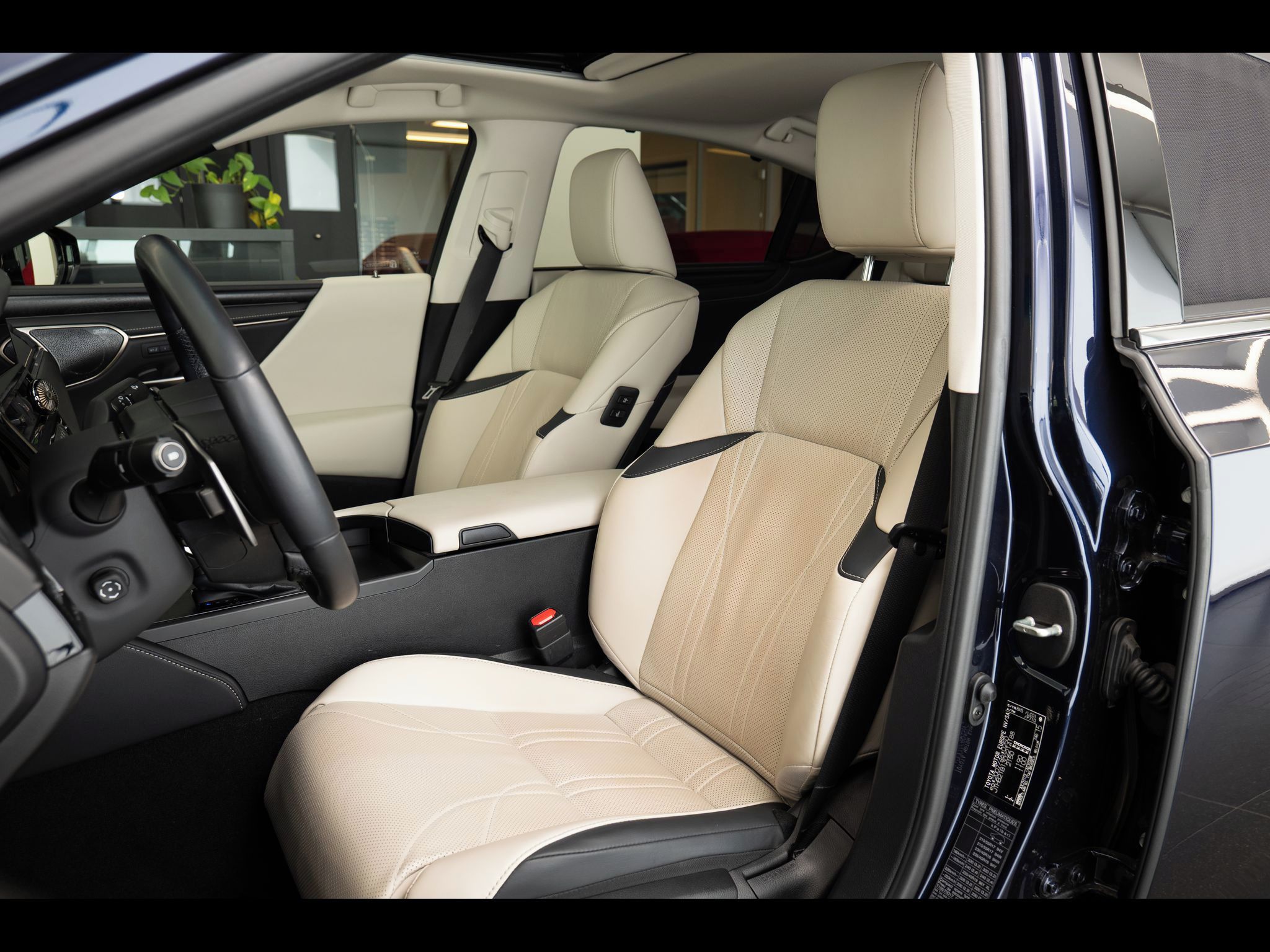 Lexus ES 300h, H/MarkLevinson/360/Vyhřívaná/V - fotka 6