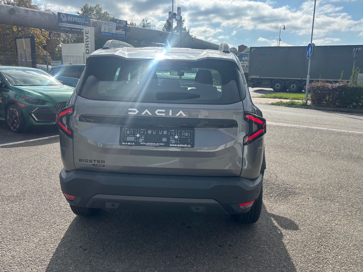 Dacia Bigster, expression hybrid 155 - fotka 4