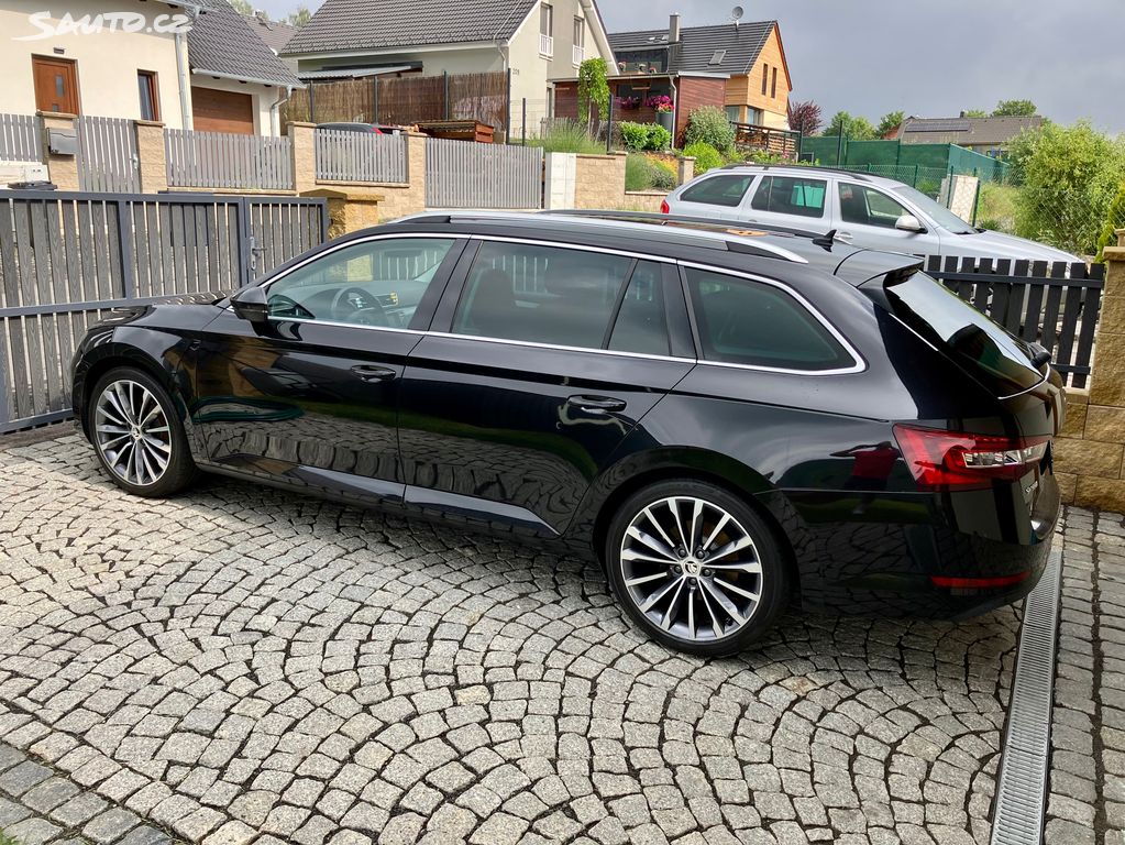 Skoda Superb 2016 з Чехії