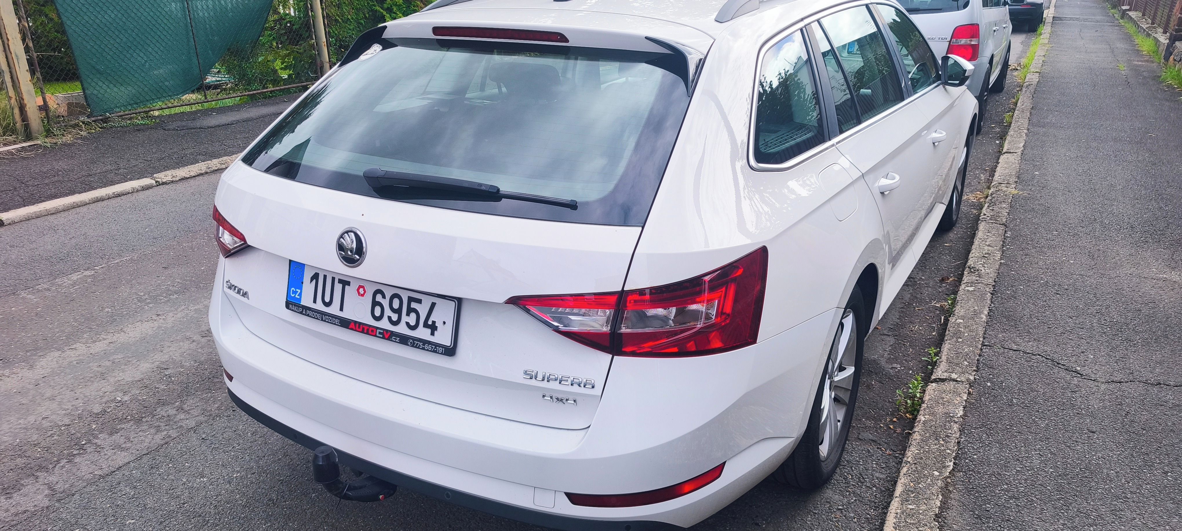 Škoda Superb, Škoda Superb combi 2,0TDI 4x4 - fotka 5