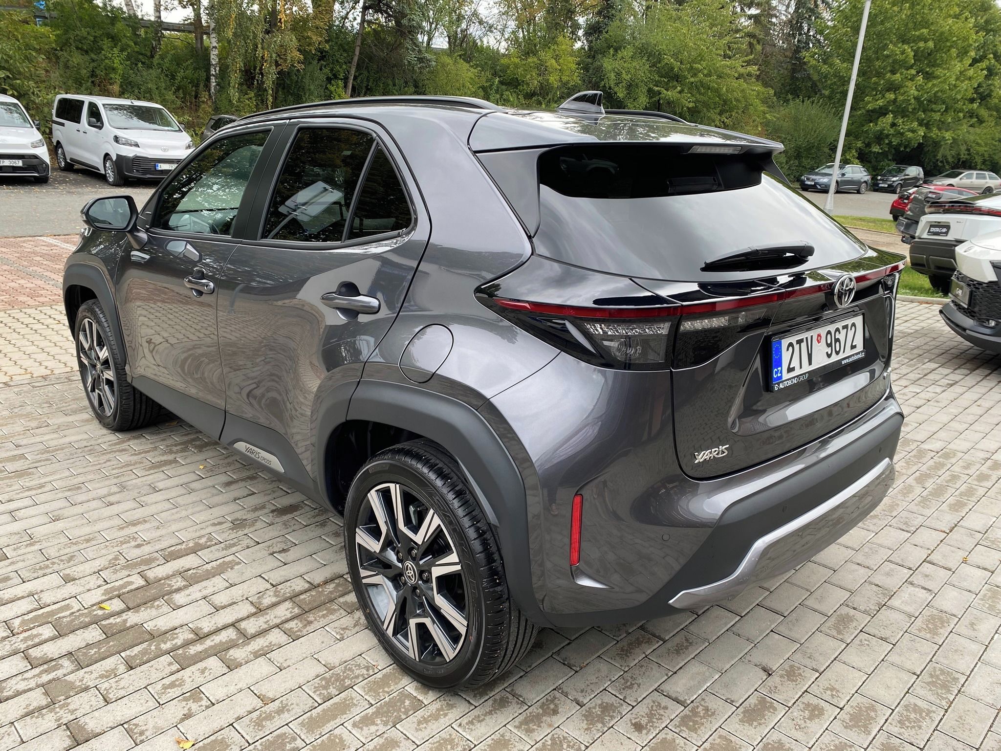 Toyota Yaris Cross, 1.5 HEV 130k STYLE - fotka 4
