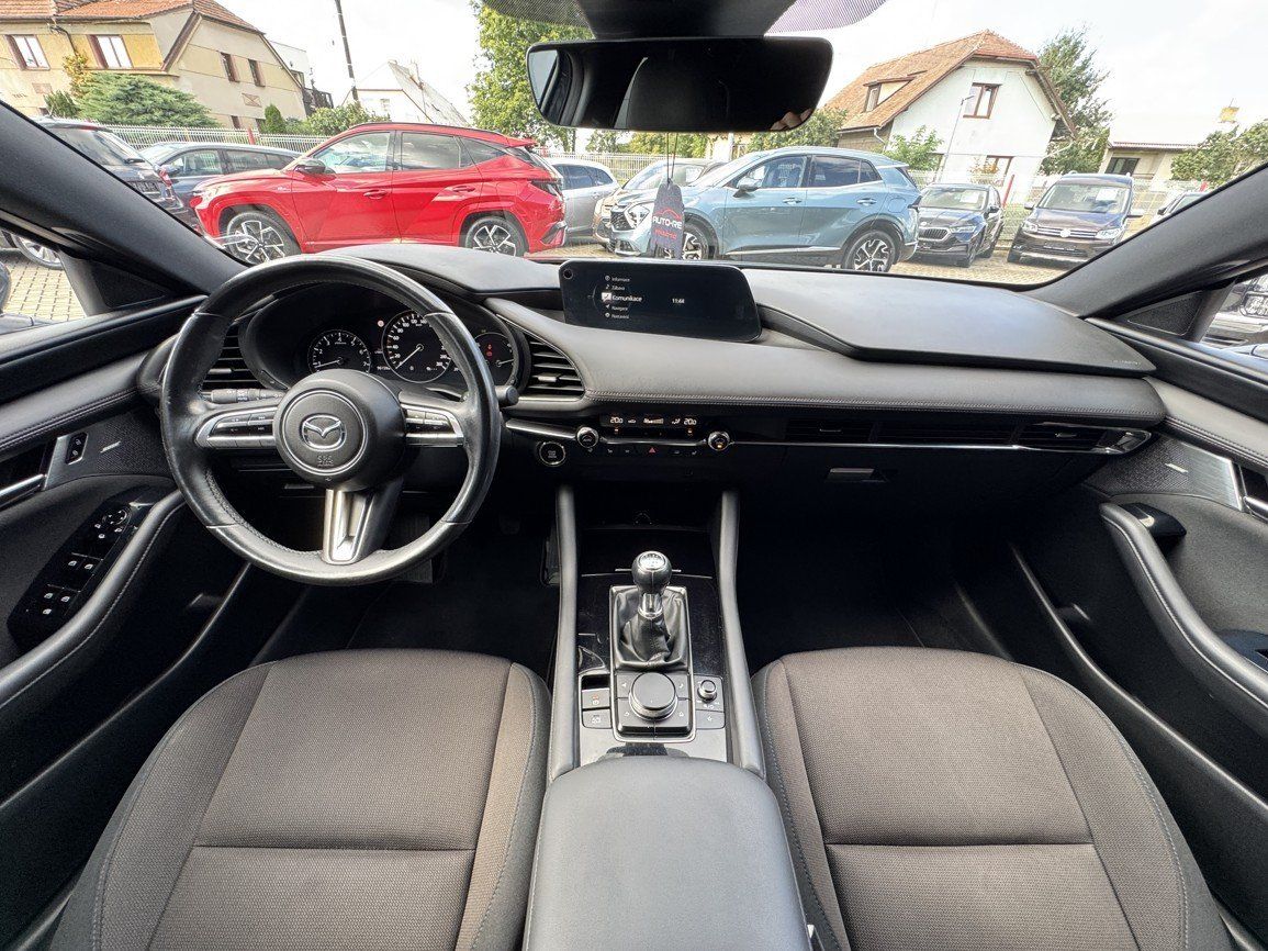Mazda 3, 2.0i G122 LED Navi Bose Kamera - fotka 6