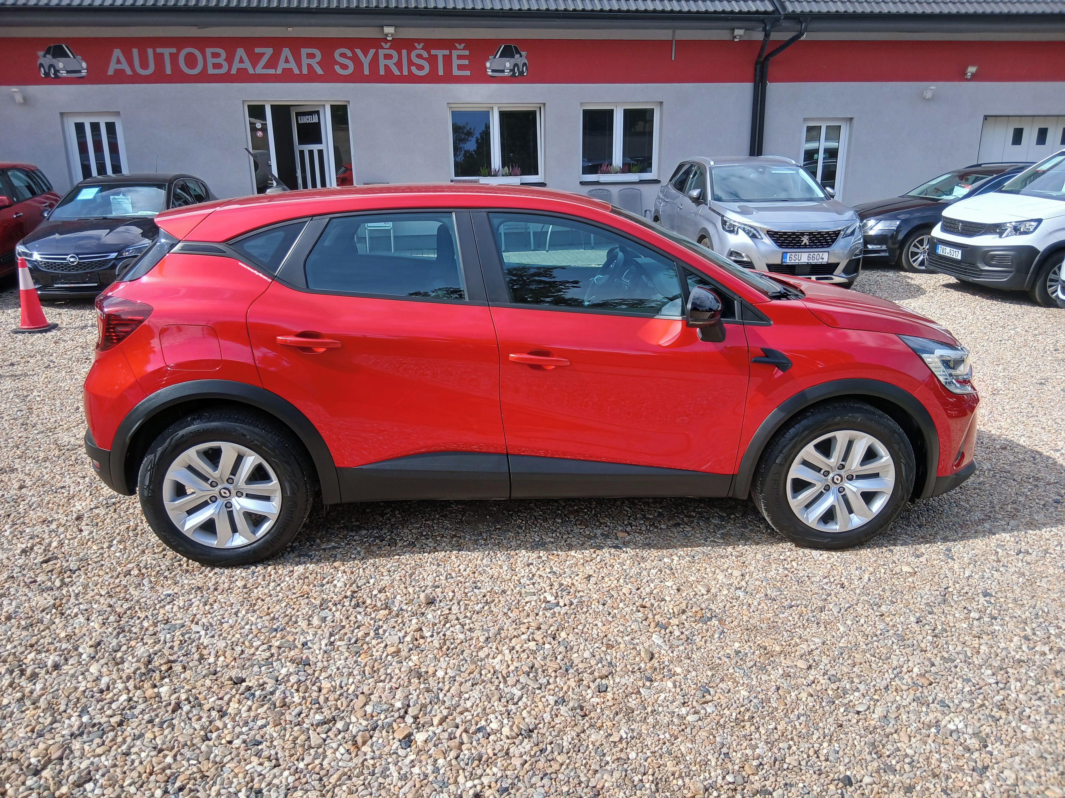 Renault Captur, 1.0i 67KW 1xMaj.ČR,Naj:40.550K - fotka 4