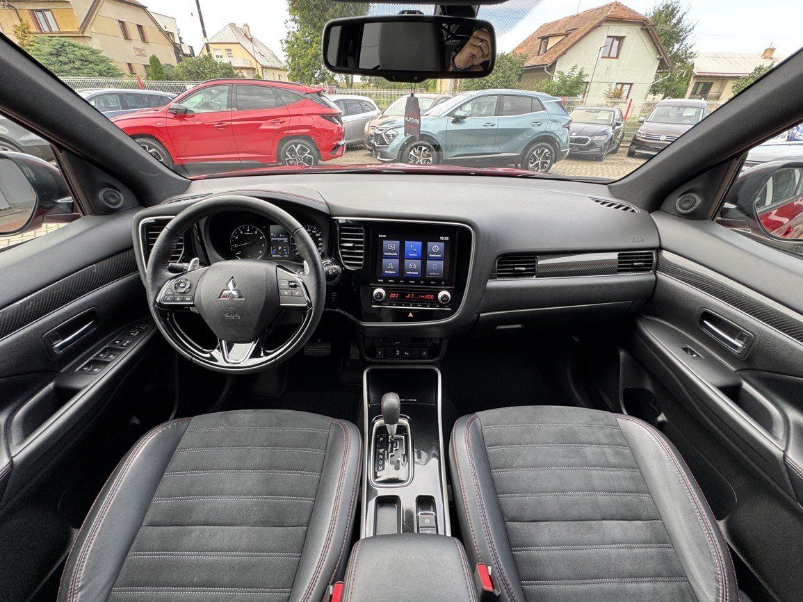 Mitsubishi Outlander, 2.0i Automat SpiritPlus LED - fotka 6
