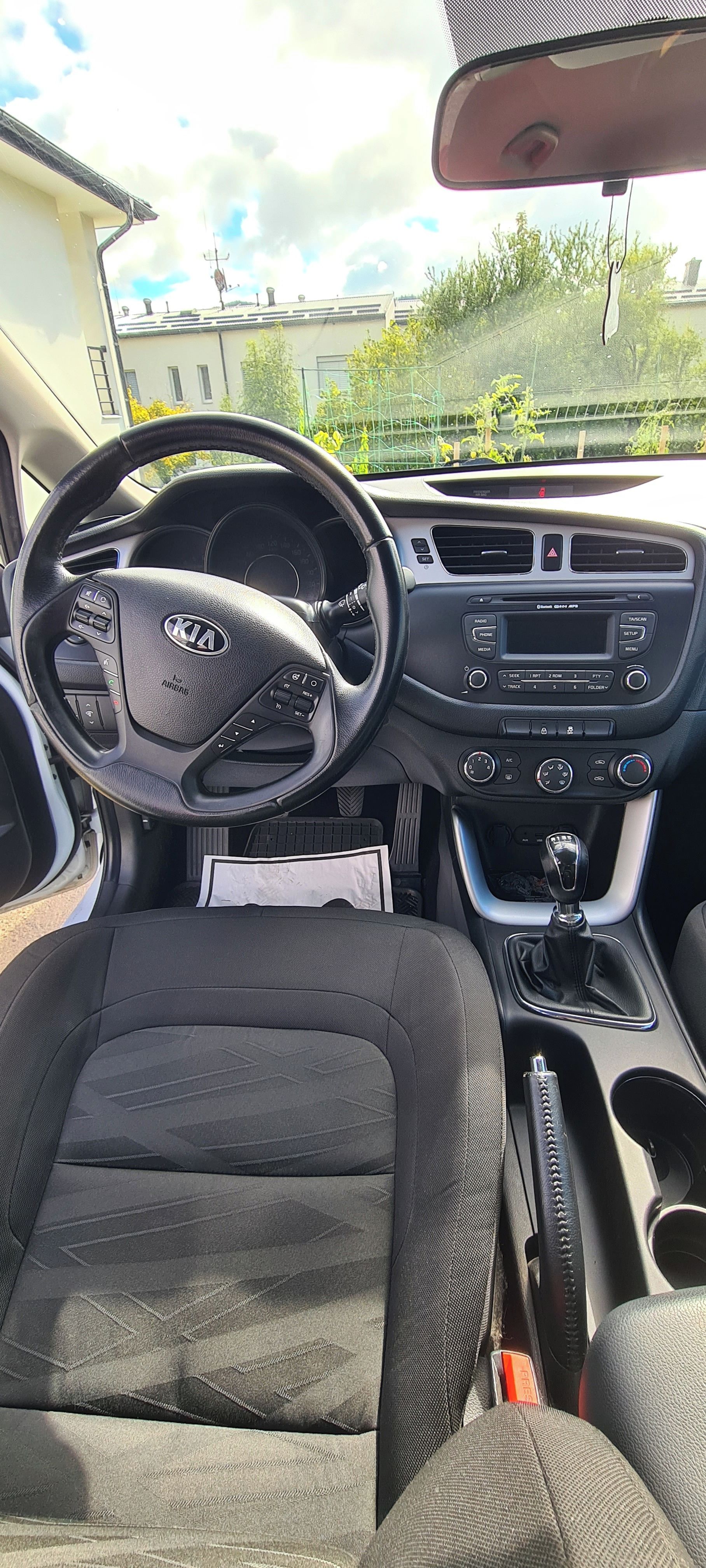 Kia Cee´d, 1,6 CRDi - fotka 5