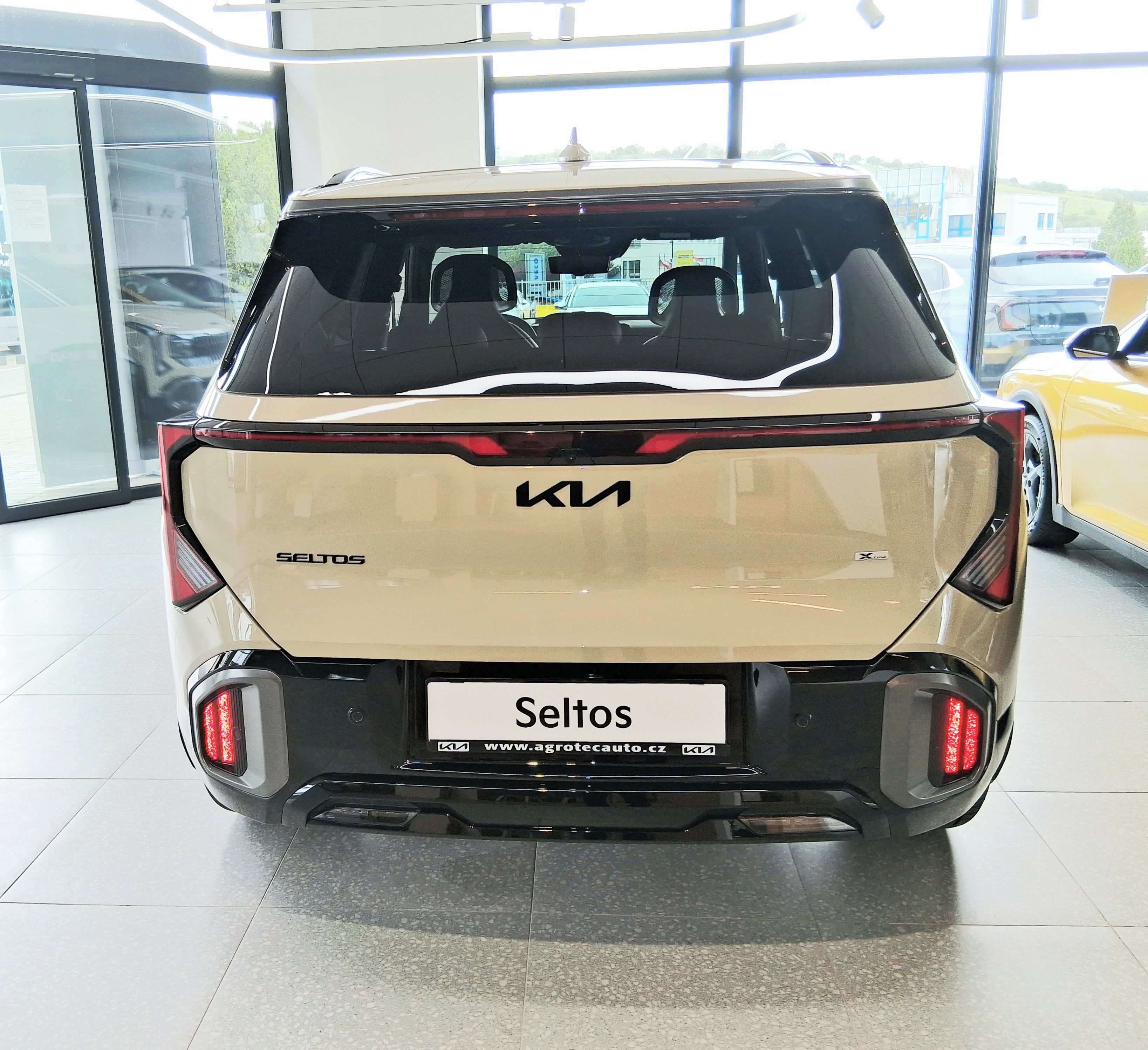 Kia Seltos - fotka 5