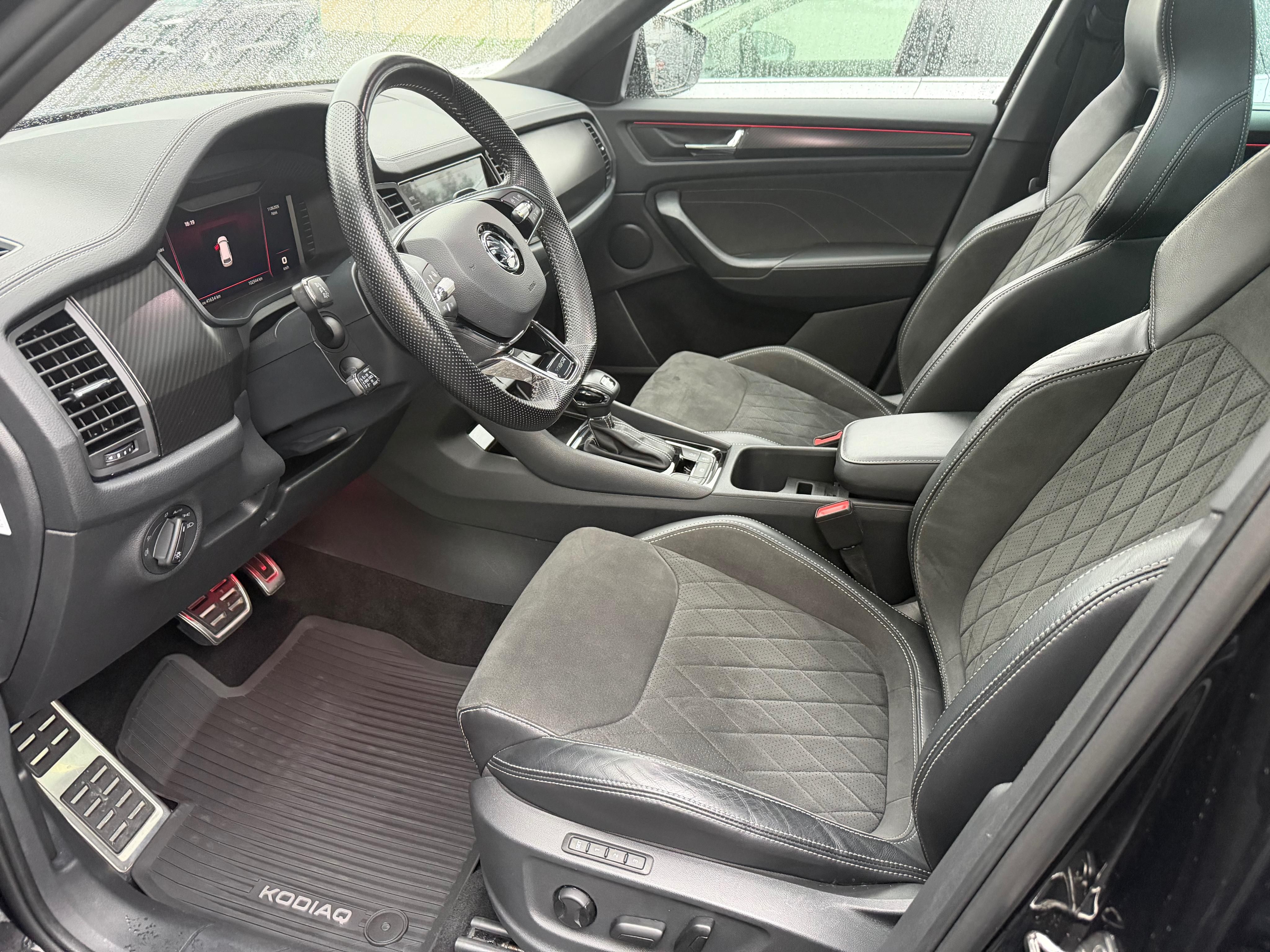 Škoda Kodiaq, SPORTLINE 2.0TDI 147KW WEBASTO - fotka 5