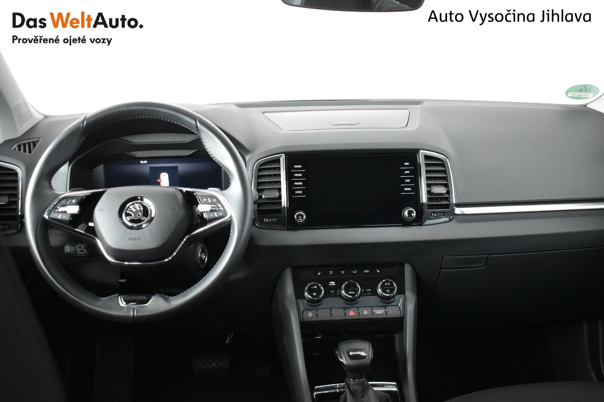 Škoda Karoq, 1,5 TSI 110kW tažné - fotka 5