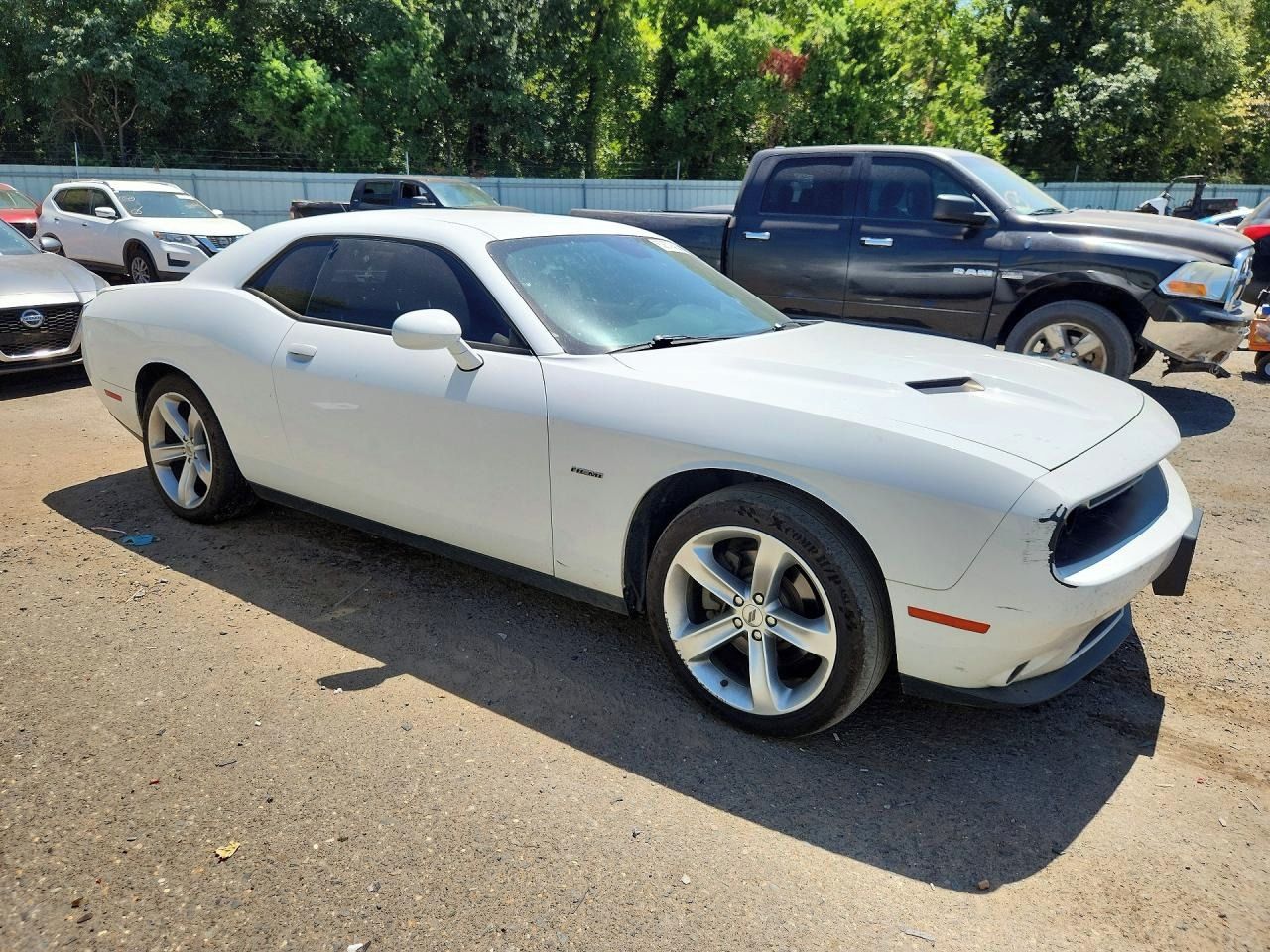 Dodge Challenger, Auto na cestě - fotka 2
