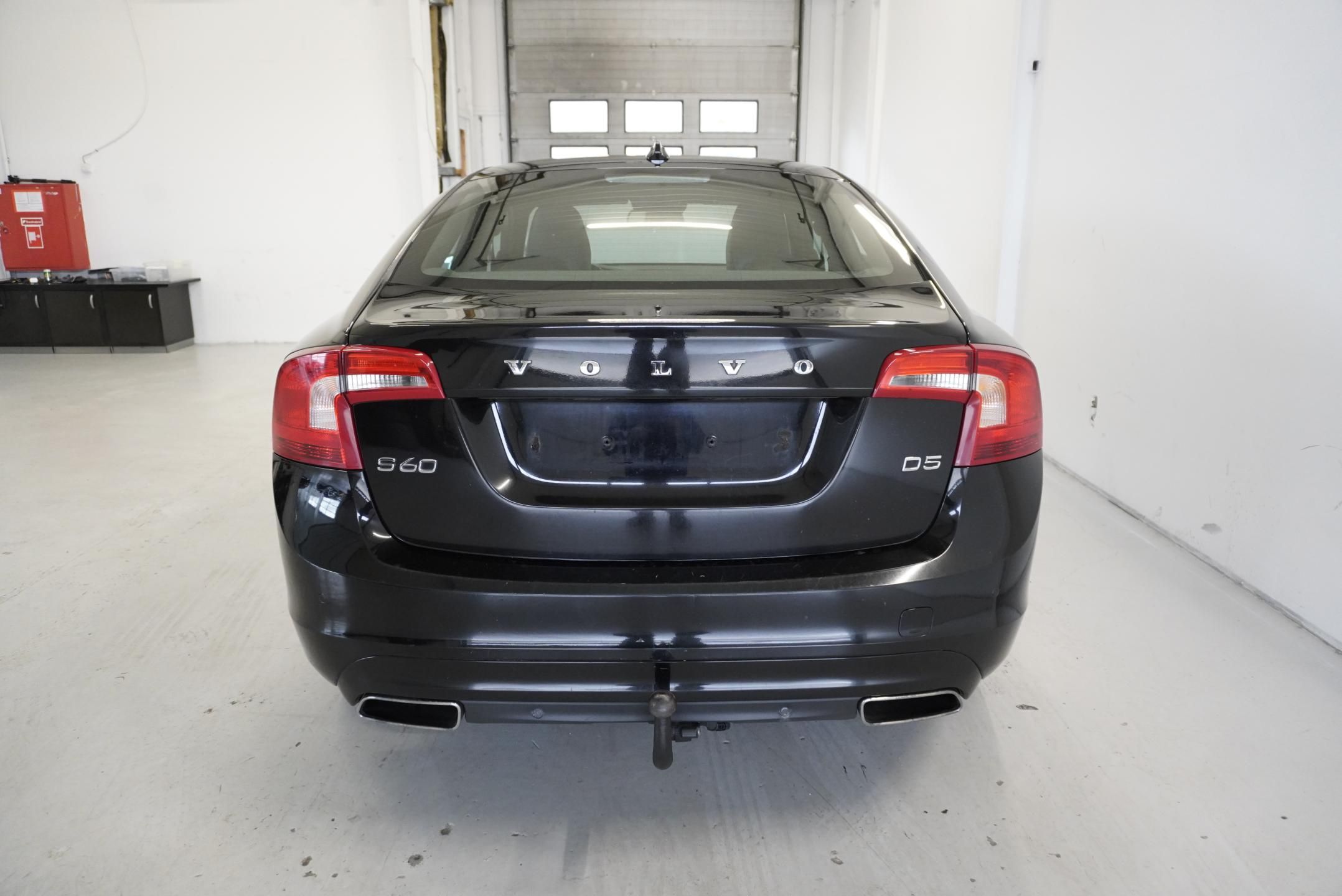 Volvo S60, D5 AUTOMAT - fotka 4